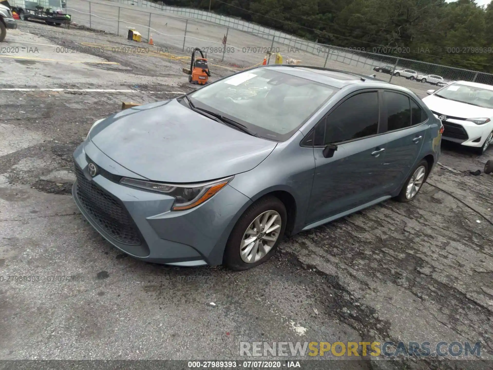 2 Photograph of a damaged car 5YFHPRAEXLP011112 TOYOTA COROLLA 2020