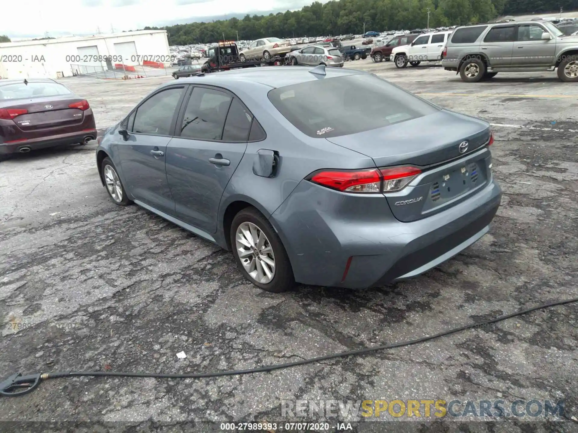 3 Photograph of a damaged car 5YFHPRAEXLP011112 TOYOTA COROLLA 2020