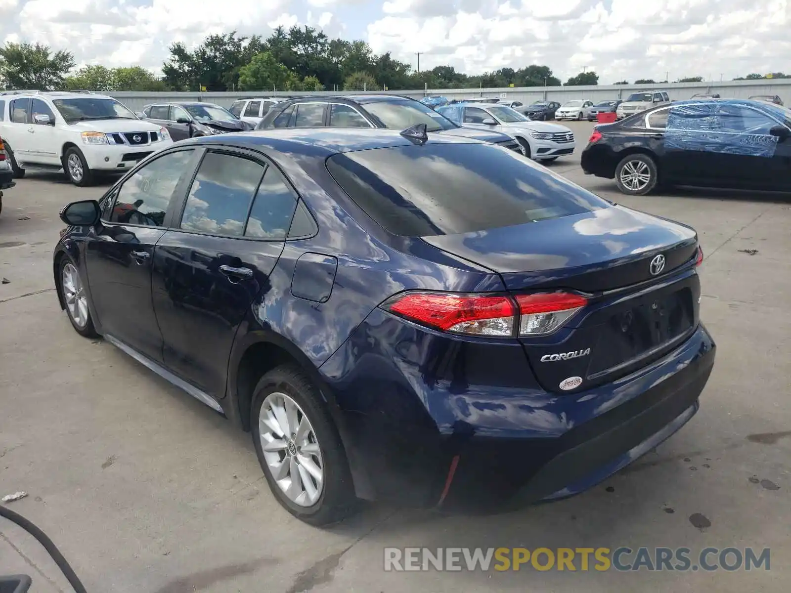 3 Photograph of a damaged car 5YFHPRAEXLP017718 TOYOTA COROLLA 2020