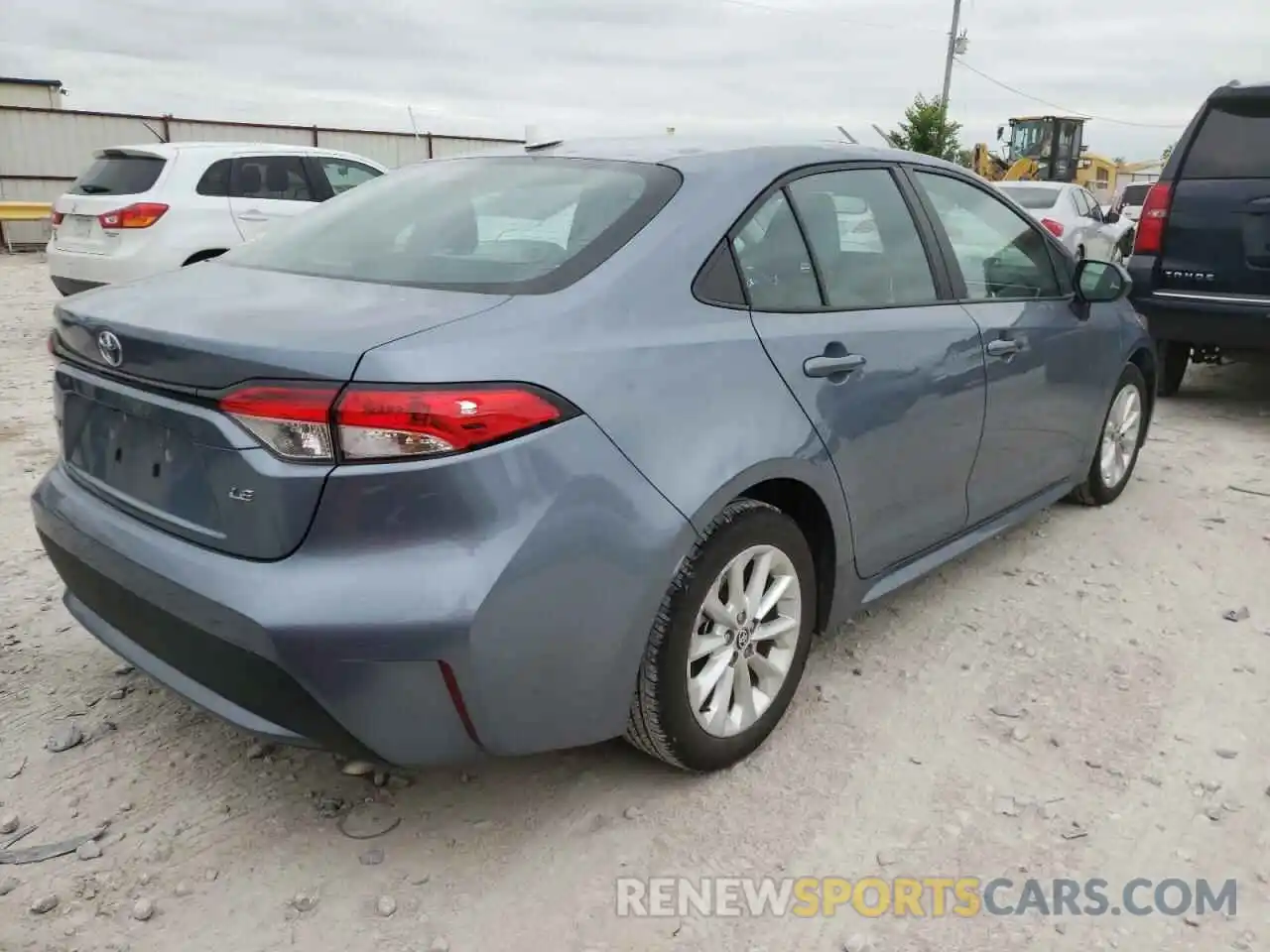 4 Photograph of a damaged car 5YFHPRAEXLP018870 TOYOTA COROLLA 2020