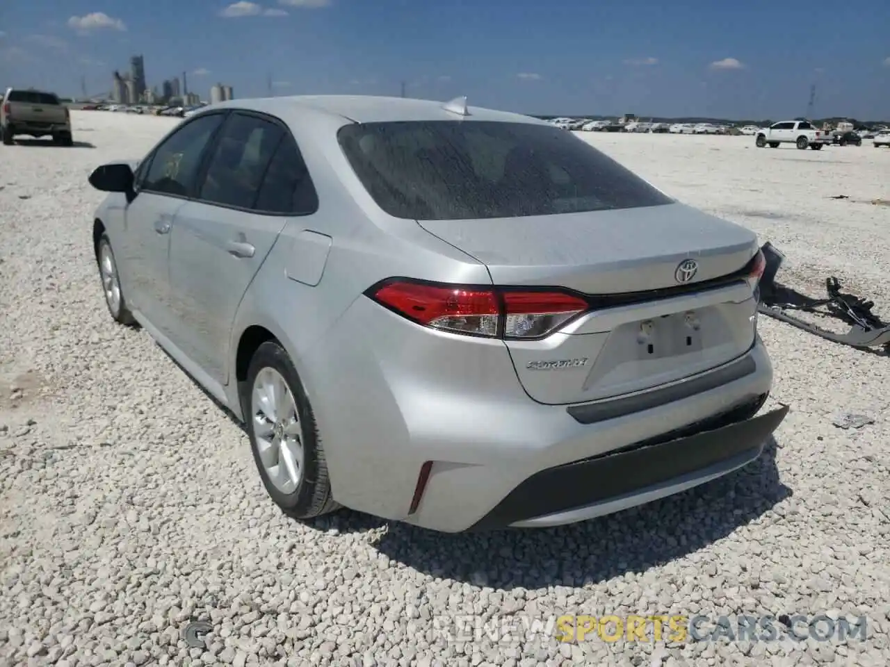 3 Photograph of a damaged car 5YFHPRAEXLP033904 TOYOTA COROLLA 2020