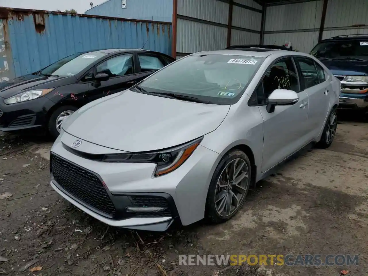 2 Photograph of a damaged car 5YFM4RCE2LP027597 TOYOTA COROLLA 2020