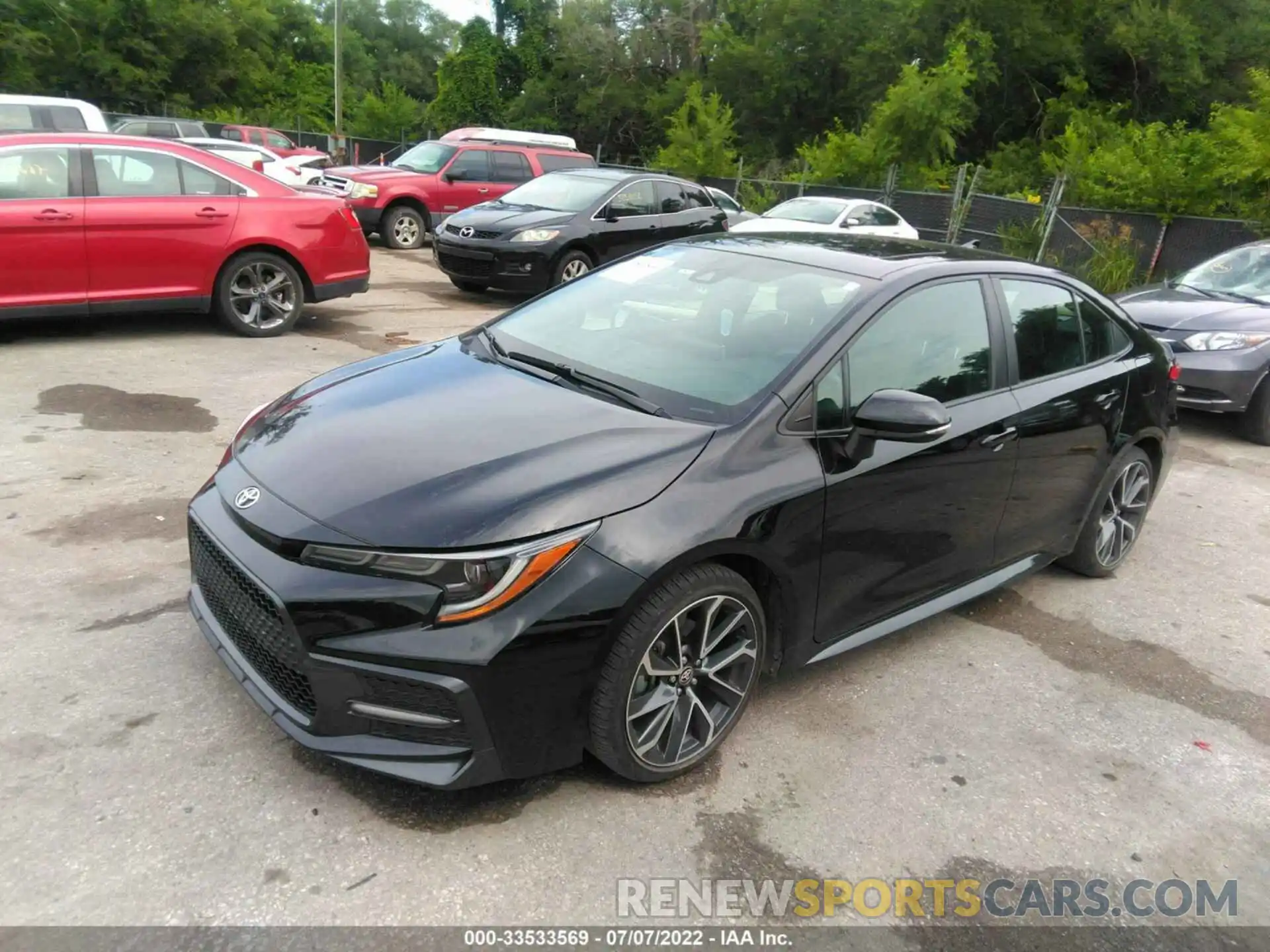 2 Photograph of a damaged car 5YFM4RCE3LP018035 TOYOTA COROLLA 2020