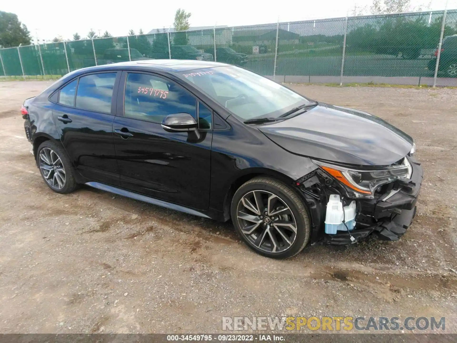 1 Photograph of a damaged car 5YFM4RCE3LP028709 TOYOTA COROLLA 2020