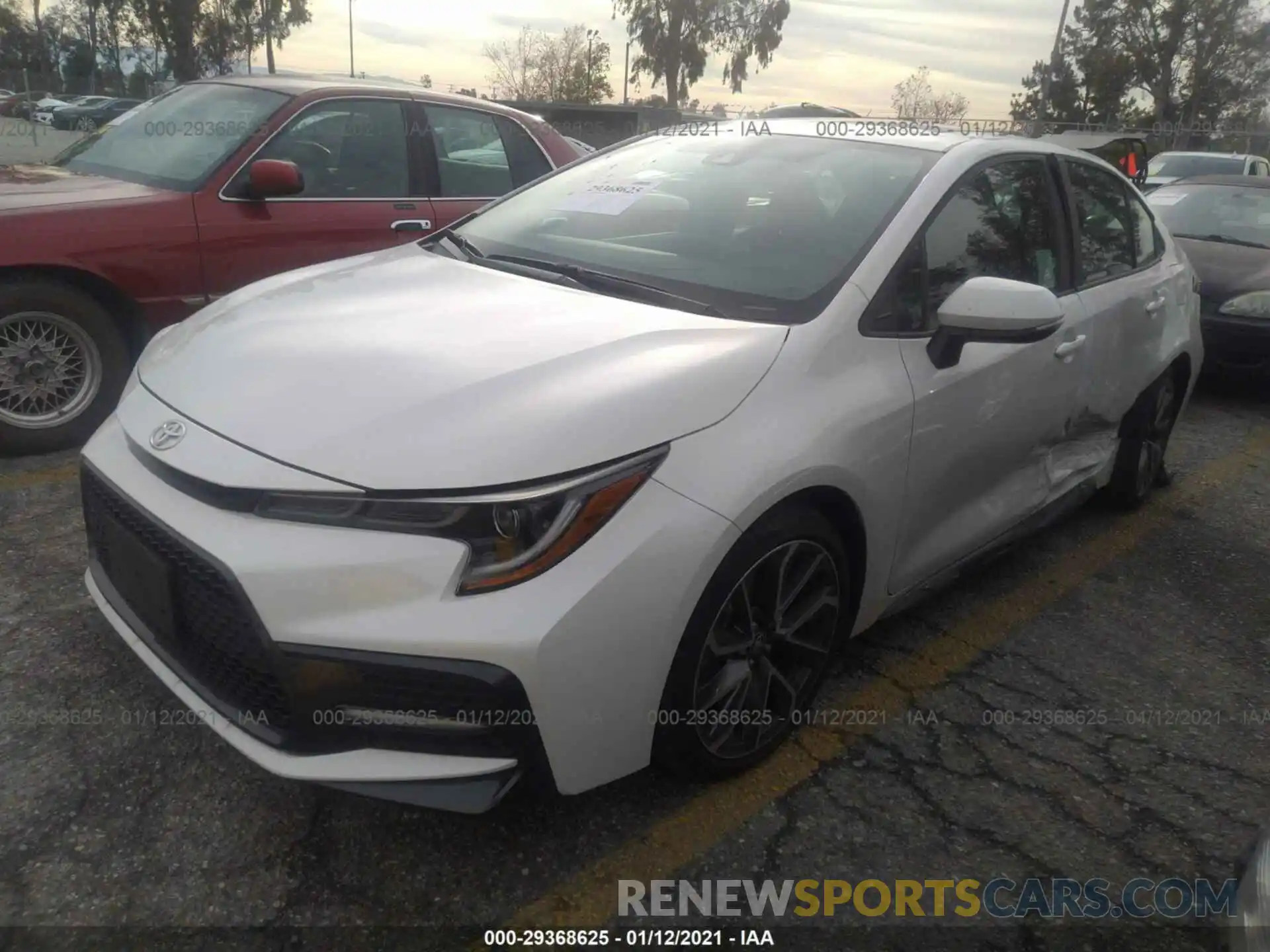 2 Photograph of a damaged car 5YFM4RCE3LP030461 TOYOTA COROLLA 2020