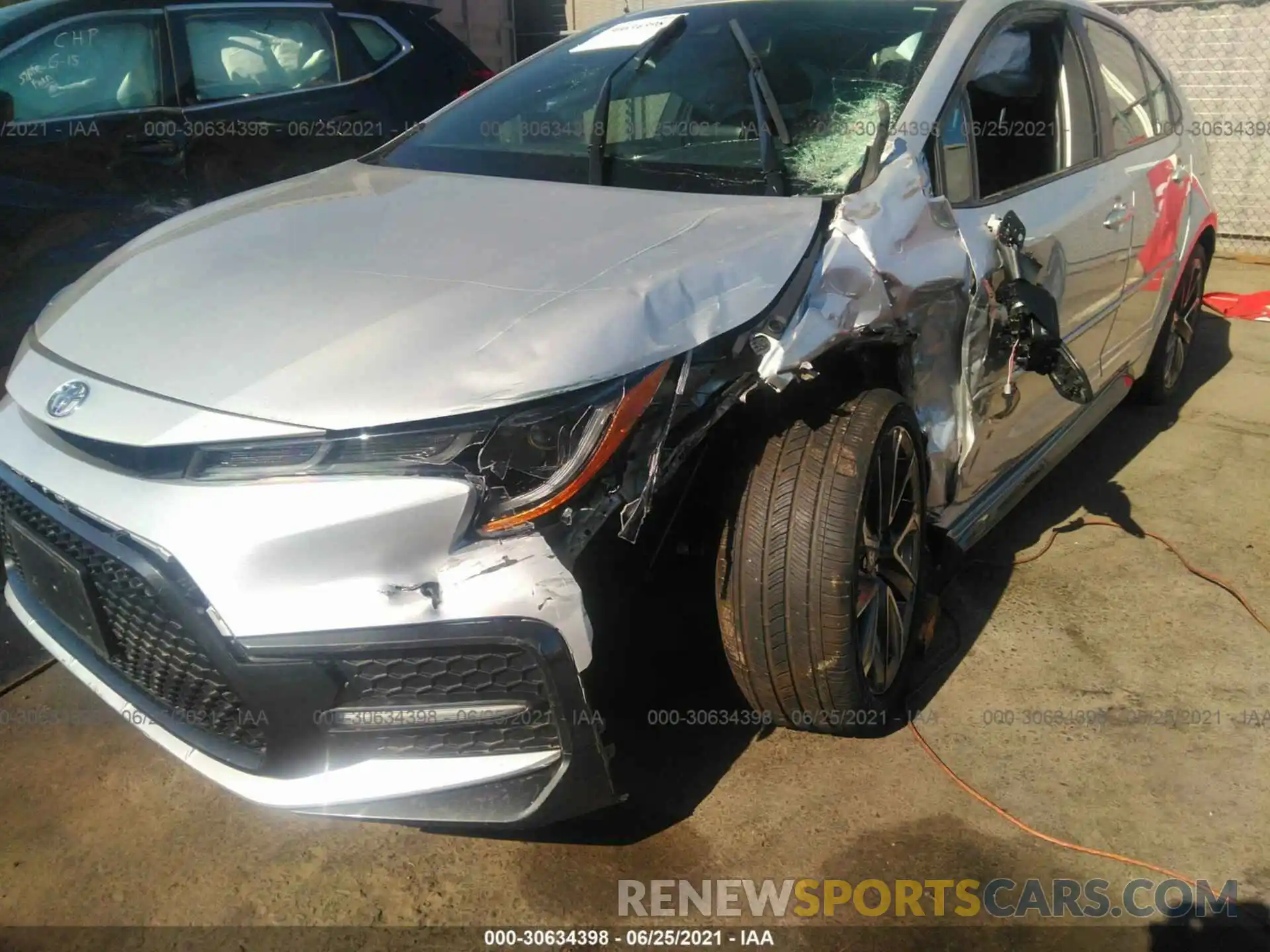 6 Photograph of a damaged car 5YFM4RCE4LP012793 TOYOTA COROLLA 2020