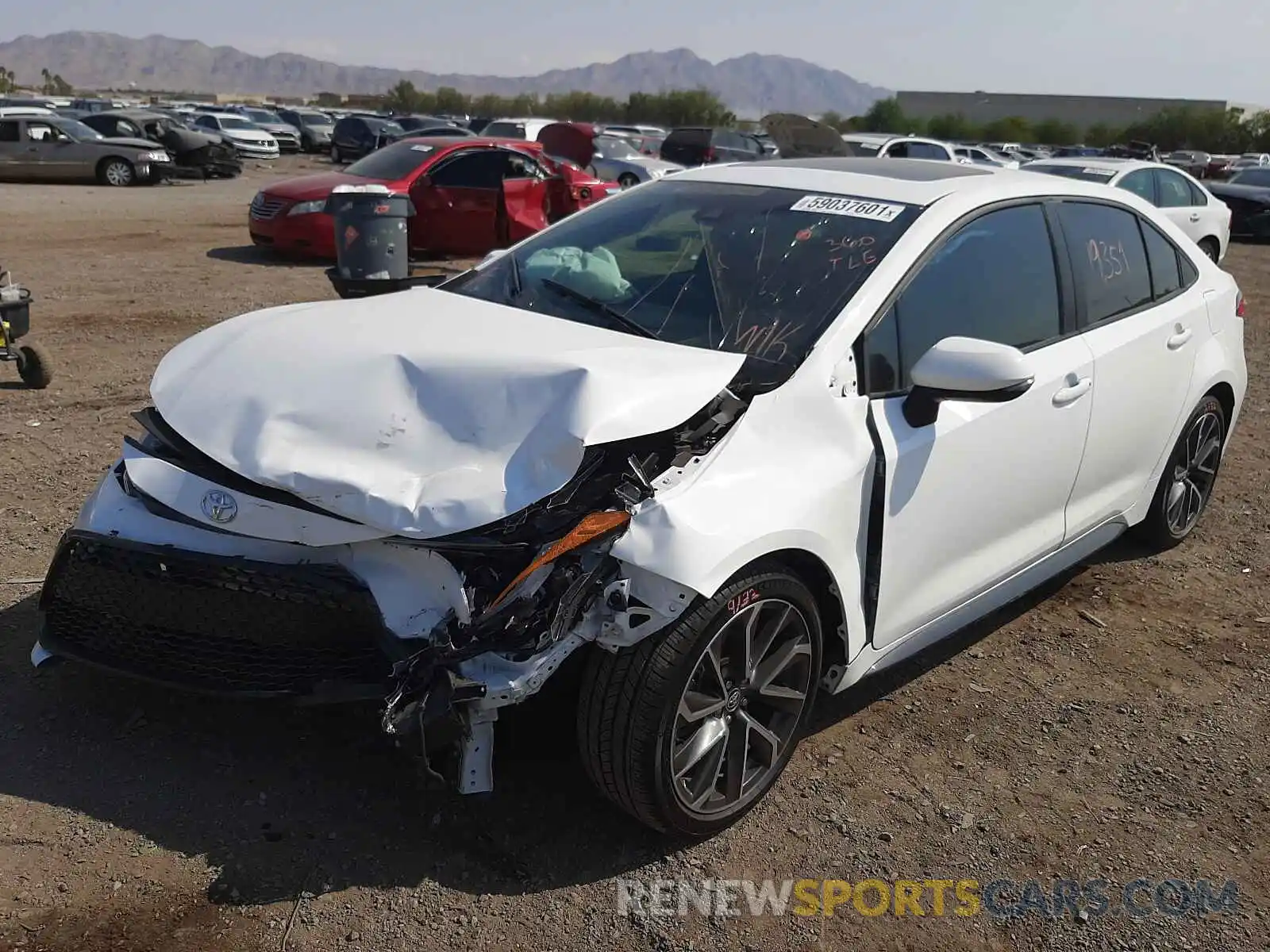 2 Photograph of a damaged car 5YFM4RCE6LP015842 TOYOTA COROLLA 2020