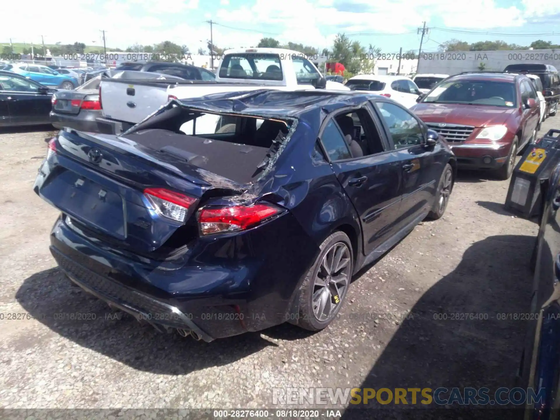 4 Photograph of a damaged car 5YFM4RCE6LP028686 TOYOTA COROLLA 2020