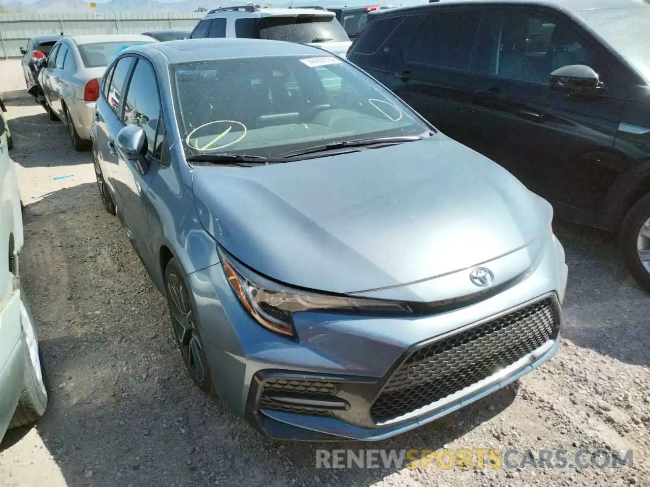 1 Photograph of a damaged car 5YFM4RCE7LP025764 TOYOTA COROLLA 2020