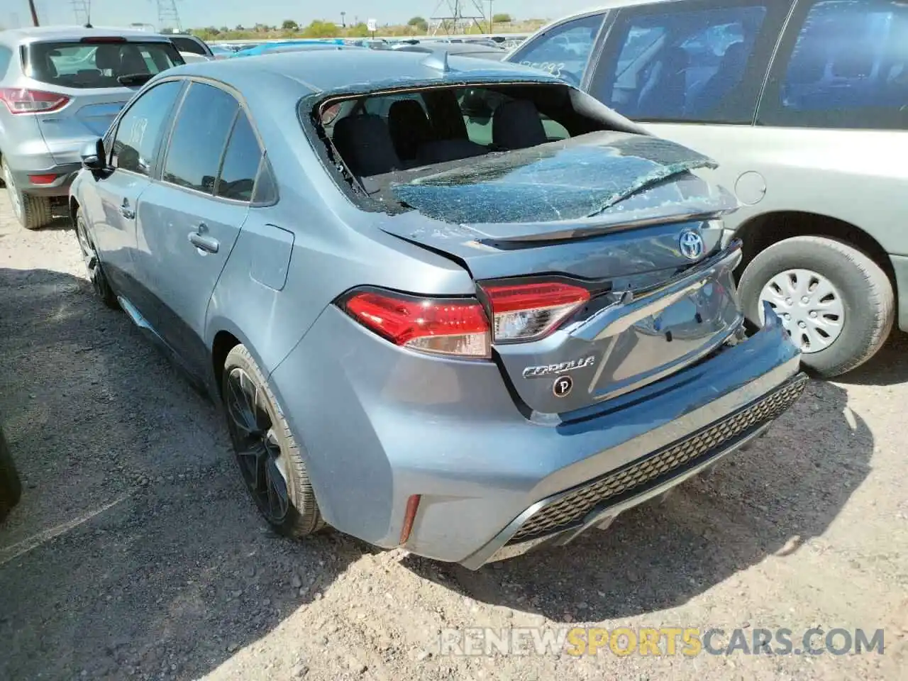 3 Photograph of a damaged car 5YFM4RCE7LP025764 TOYOTA COROLLA 2020