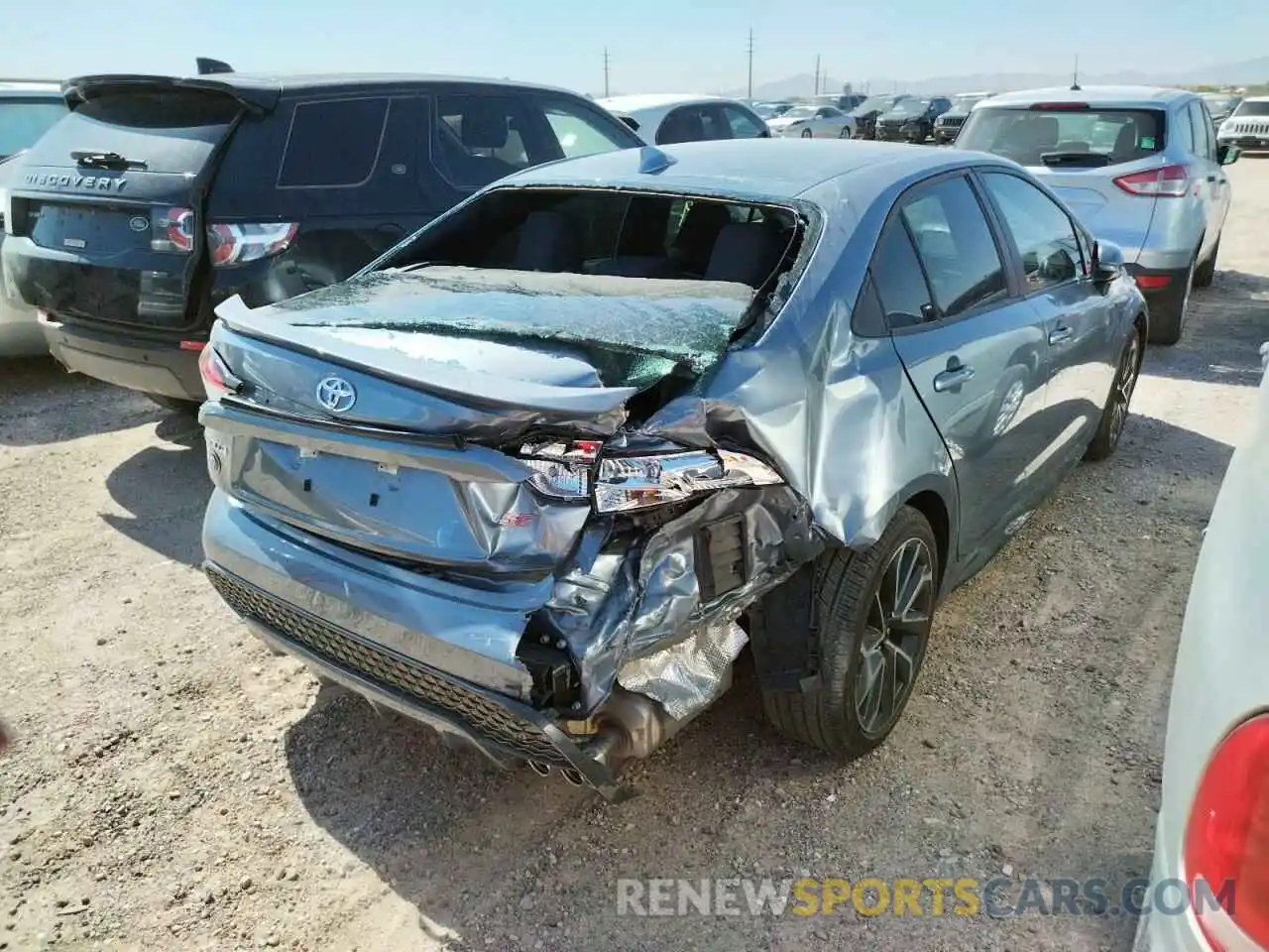 4 Photograph of a damaged car 5YFM4RCE7LP025764 TOYOTA COROLLA 2020