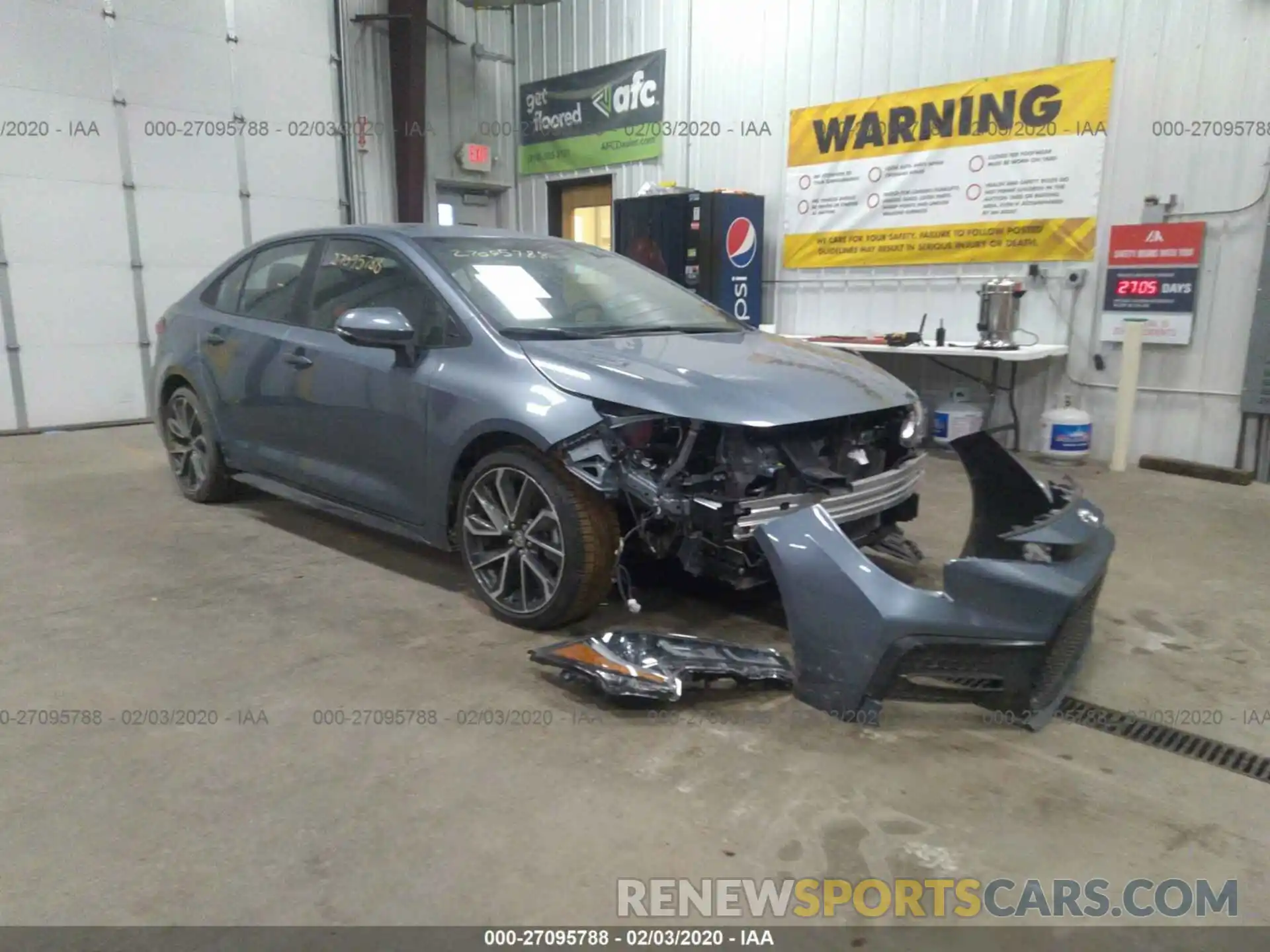 1 Photograph of a damaged car 5YFP4RCE0LP007572 TOYOTA COROLLA 2020