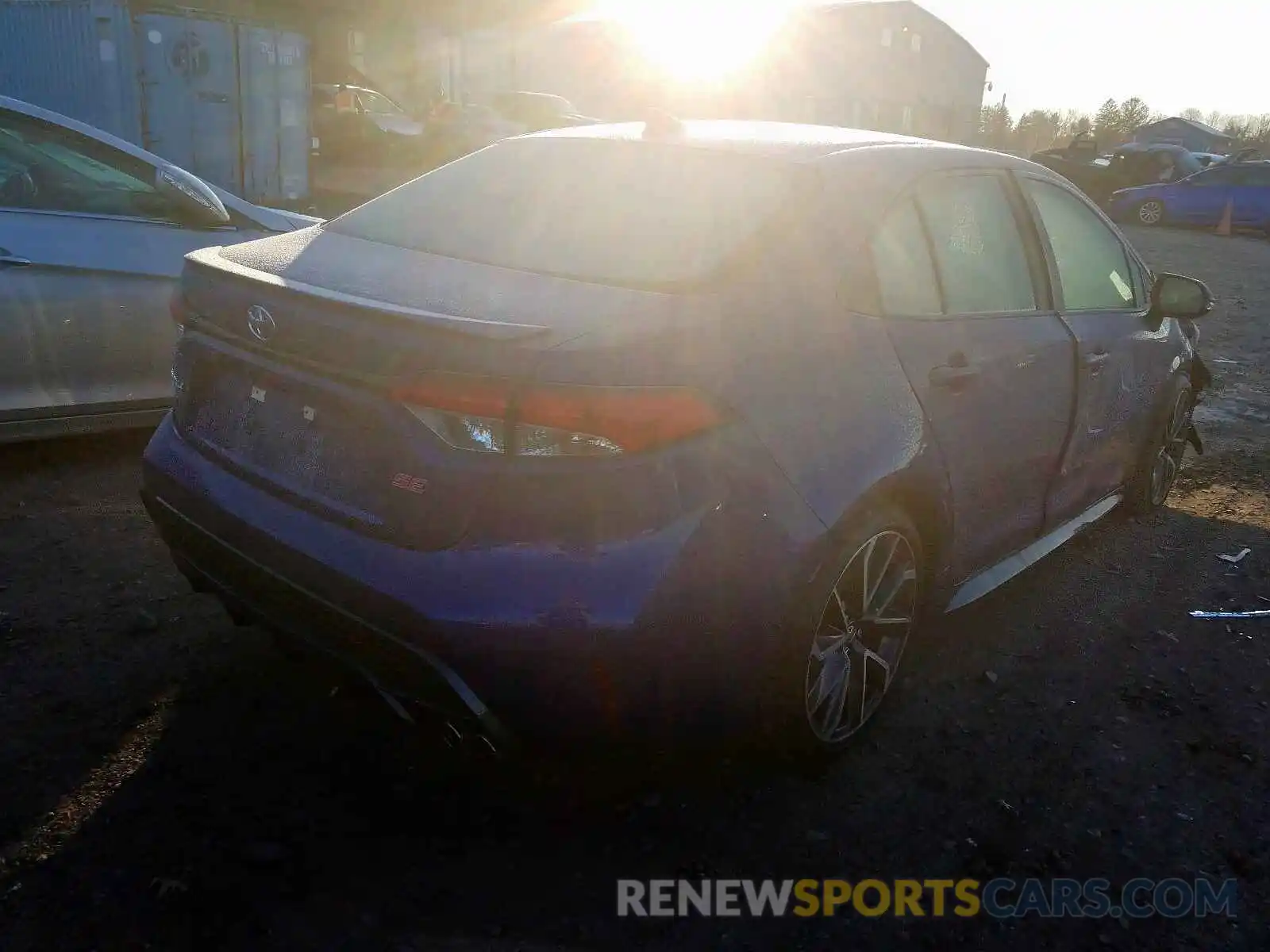 4 Photograph of a damaged car 5YFP4RCE0LP011833 TOYOTA COROLLA 2020