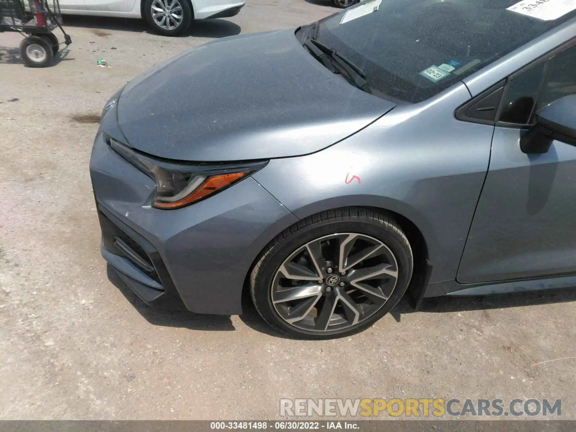 12 Photograph of a damaged car 5YFP4RCE0LP013565 TOYOTA COROLLA 2020