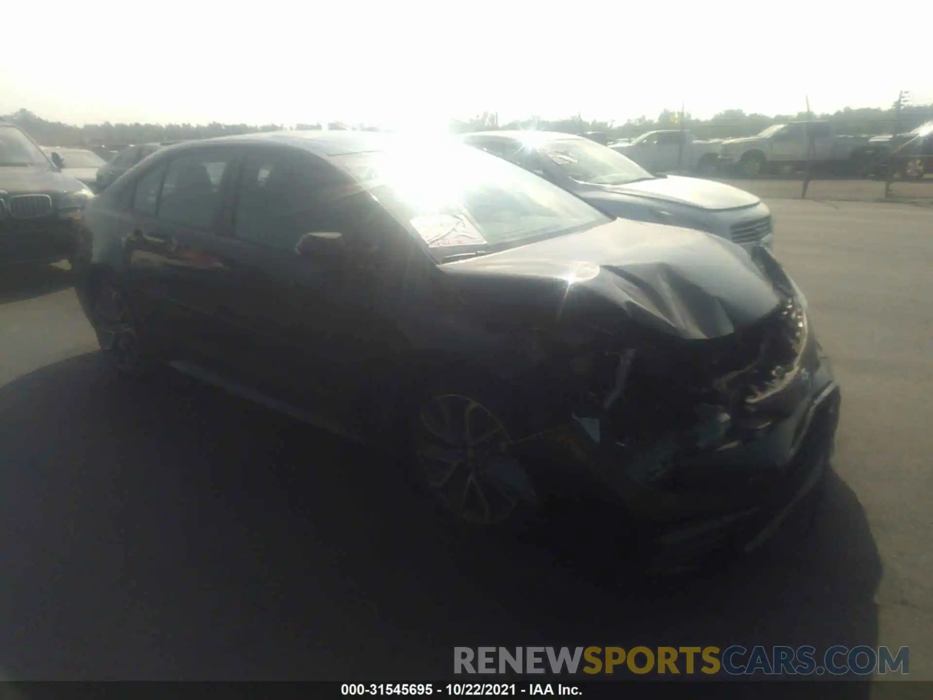 1 Photograph of a damaged car 5YFP4RCE0LP015123 TOYOTA COROLLA 2020