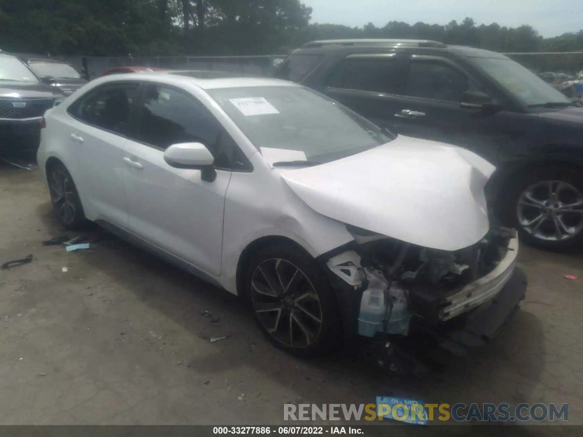 1 Photograph of a damaged car 5YFP4RCE0LP024968 TOYOTA COROLLA 2020