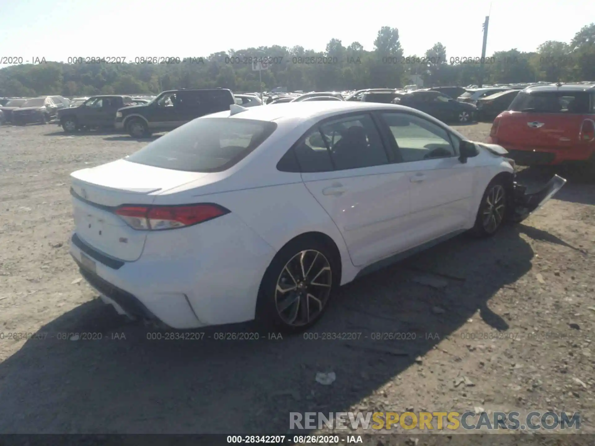 4 Photograph of a damaged car 5YFP4RCE0LP035744 TOYOTA COROLLA 2020