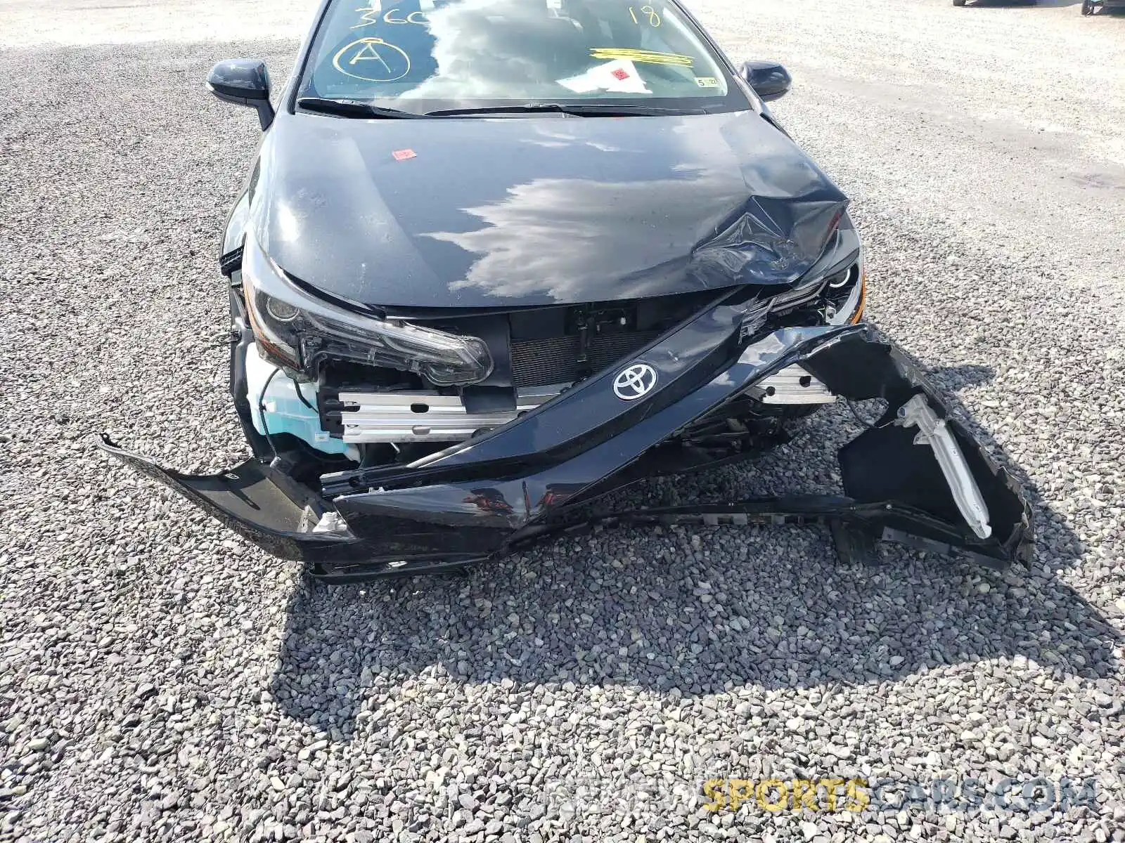 9 Photograph of a damaged car 5YFP4RCE1LP028270 TOYOTA COROLLA 2020