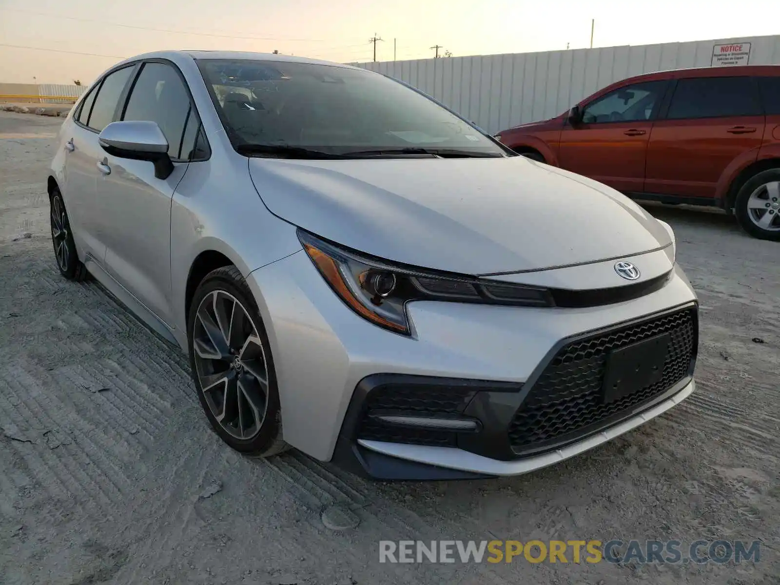 1 Photograph of a damaged car 5YFP4RCE1LP028950 TOYOTA COROLLA 2020