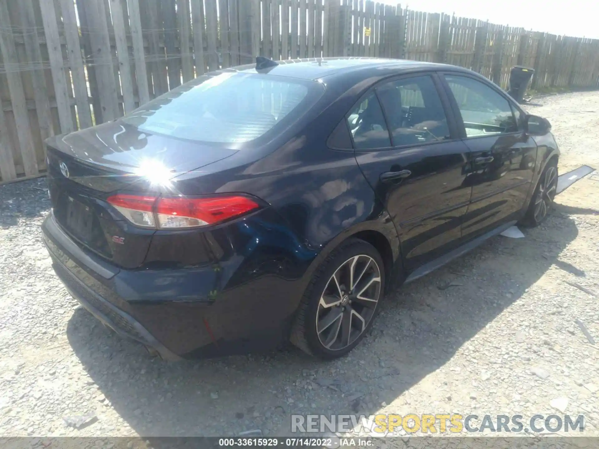 4 Photograph of a damaged car 5YFP4RCE2LP012014 TOYOTA COROLLA 2020