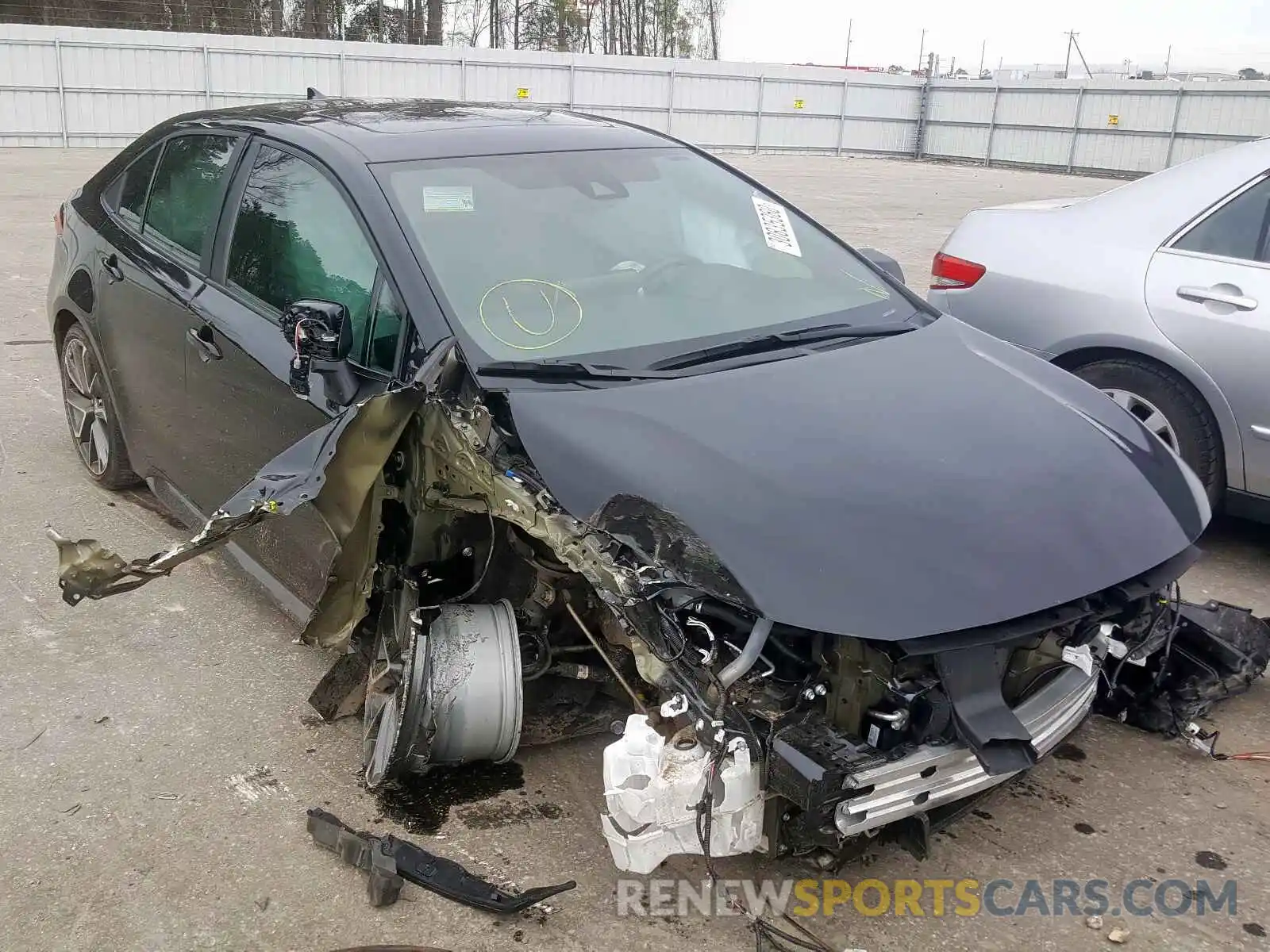 1 Photograph of a damaged car 5YFP4RCE2LP013714 TOYOTA COROLLA 2020