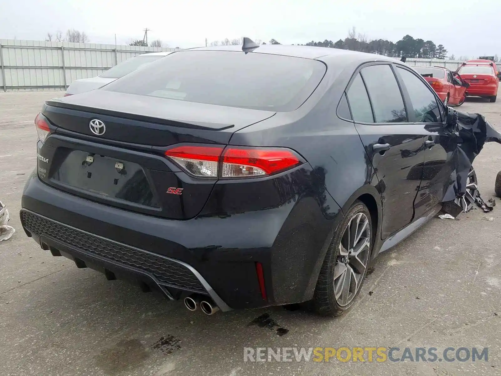 4 Photograph of a damaged car 5YFP4RCE2LP013714 TOYOTA COROLLA 2020