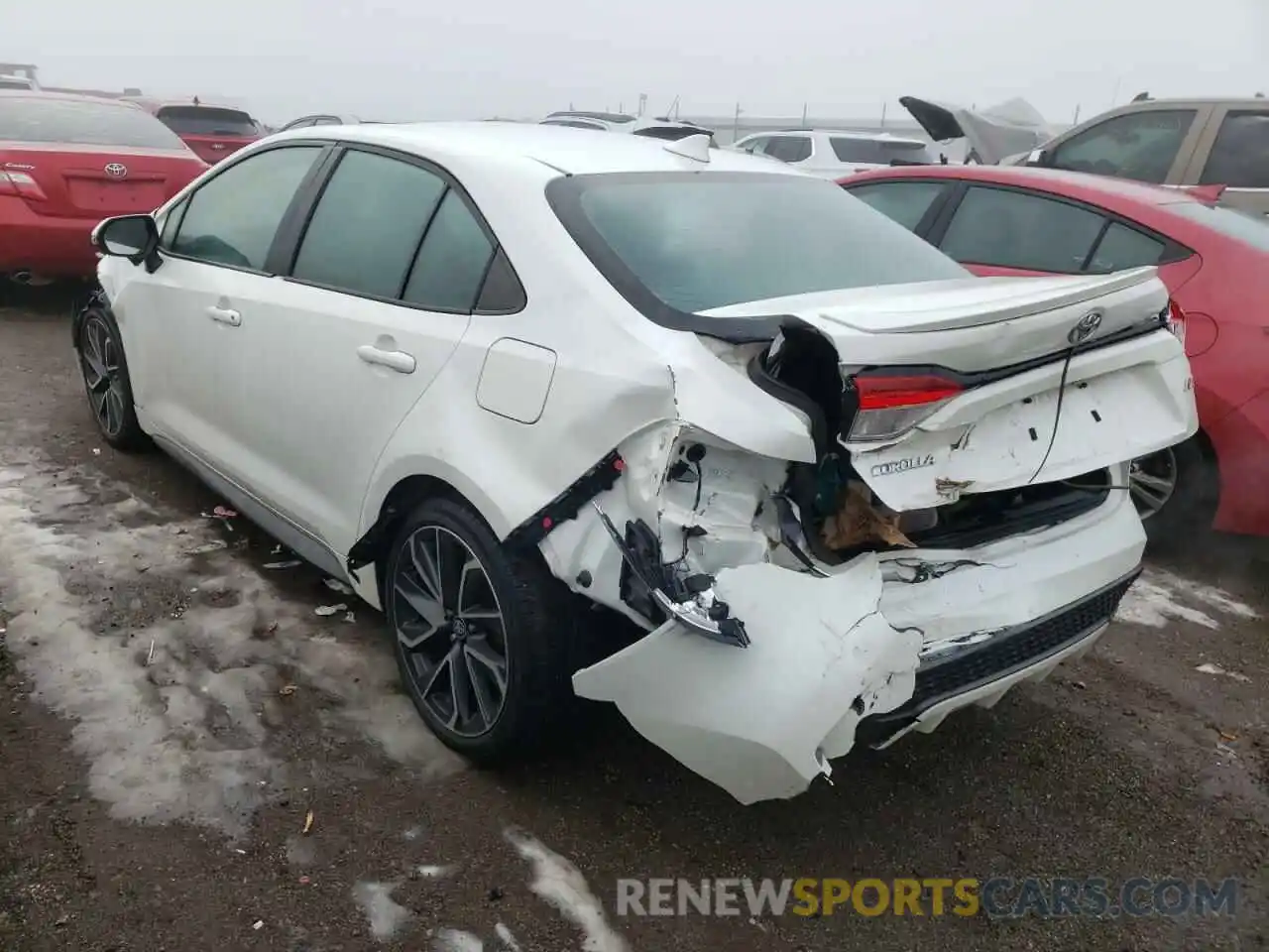 3 Photograph of a damaged car 5YFP4RCE2LP017004 TOYOTA COROLLA 2020