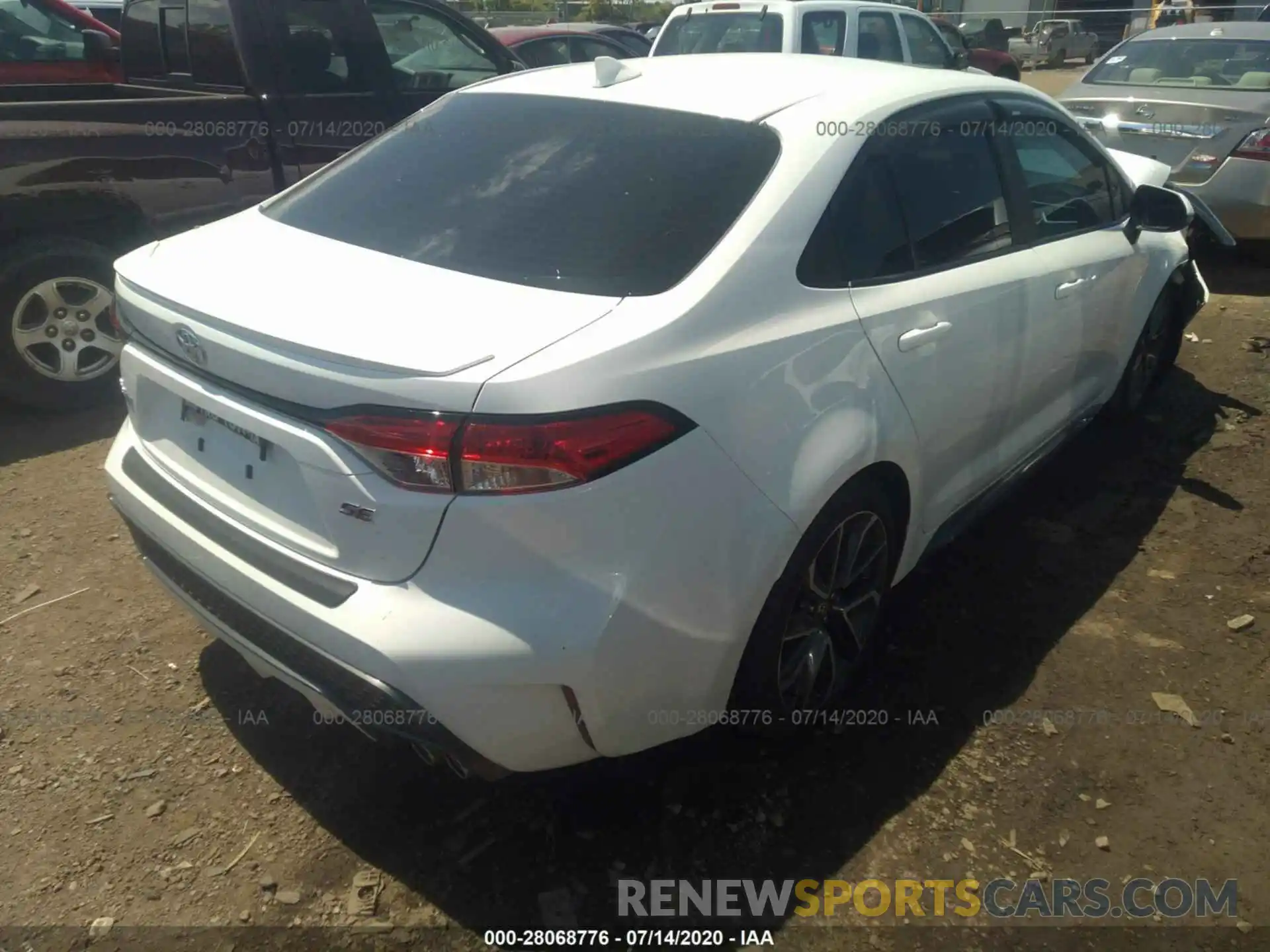 4 Photograph of a damaged car 5YFP4RCE2LP022395 TOYOTA COROLLA 2020