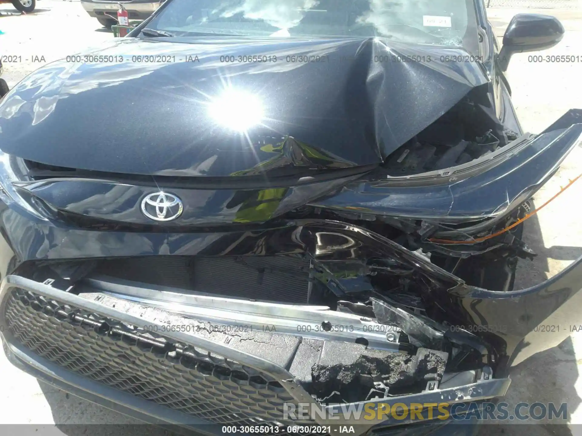 6 Photograph of a damaged car 5YFP4RCE2LP027175 TOYOTA COROLLA 2020