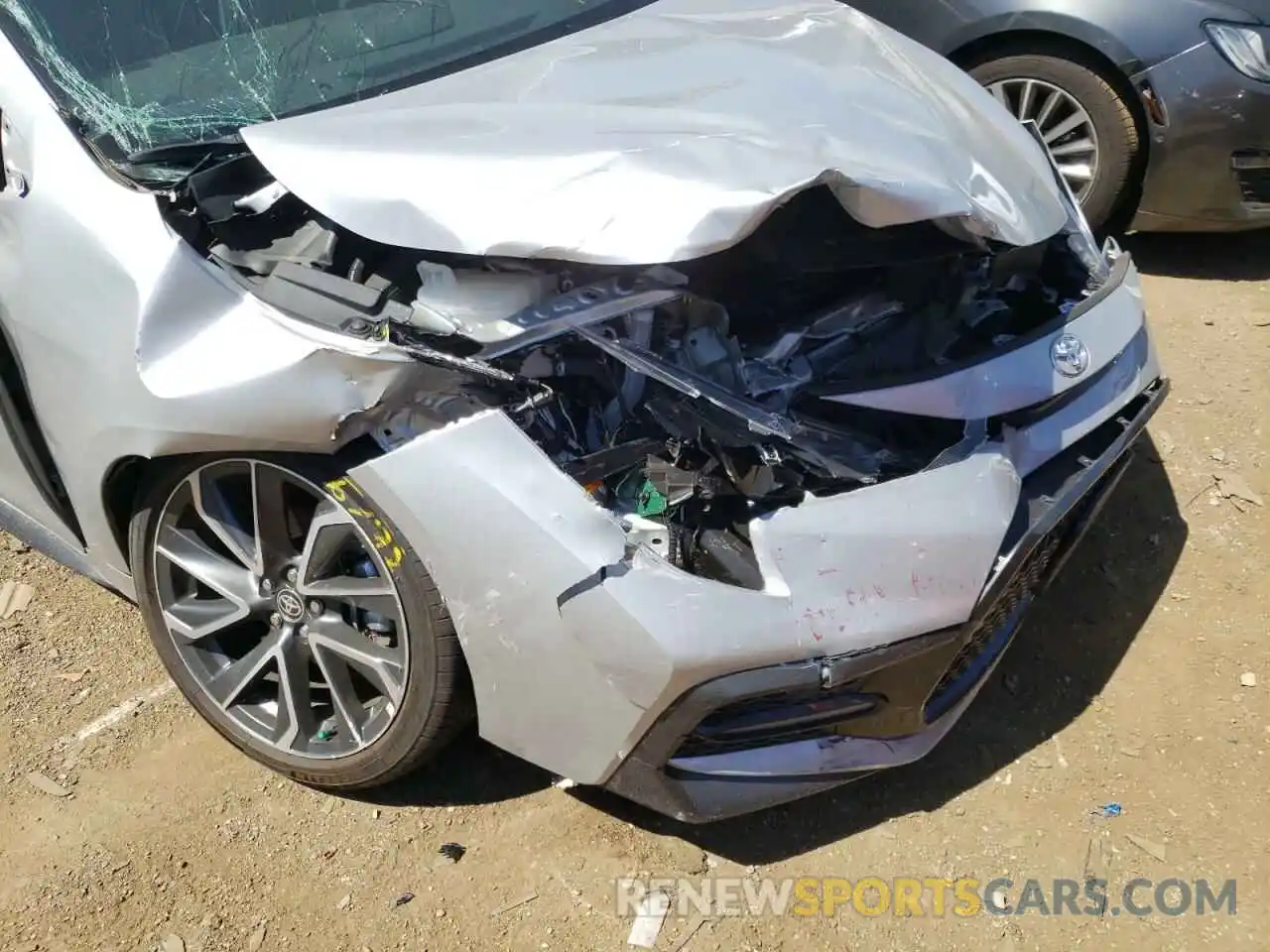 9 Photograph of a damaged car 5YFP4RCE2LP051007 TOYOTA COROLLA 2020