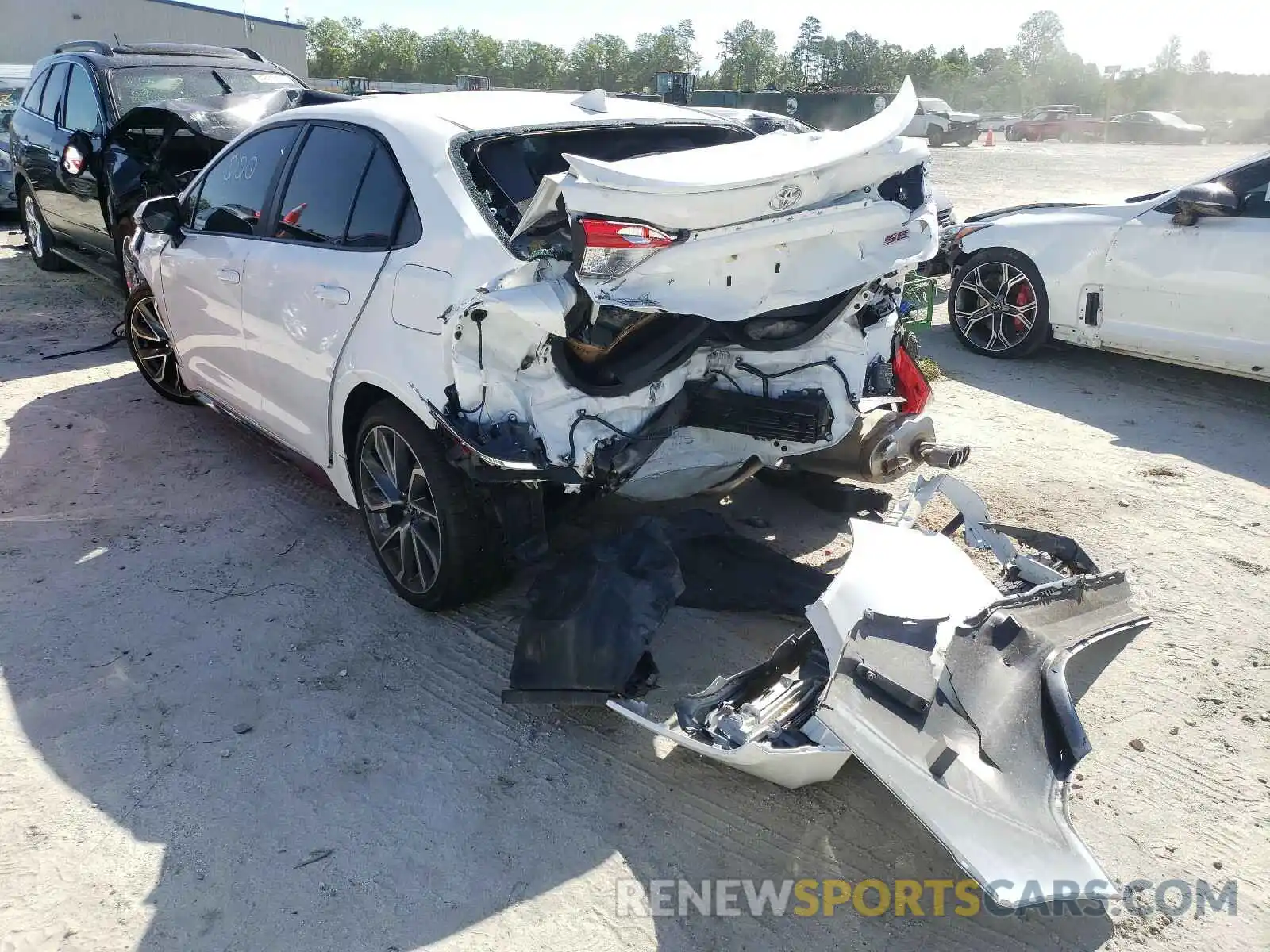 3 Photograph of a damaged car 5YFP4RCE2LP054375 TOYOTA COROLLA 2020