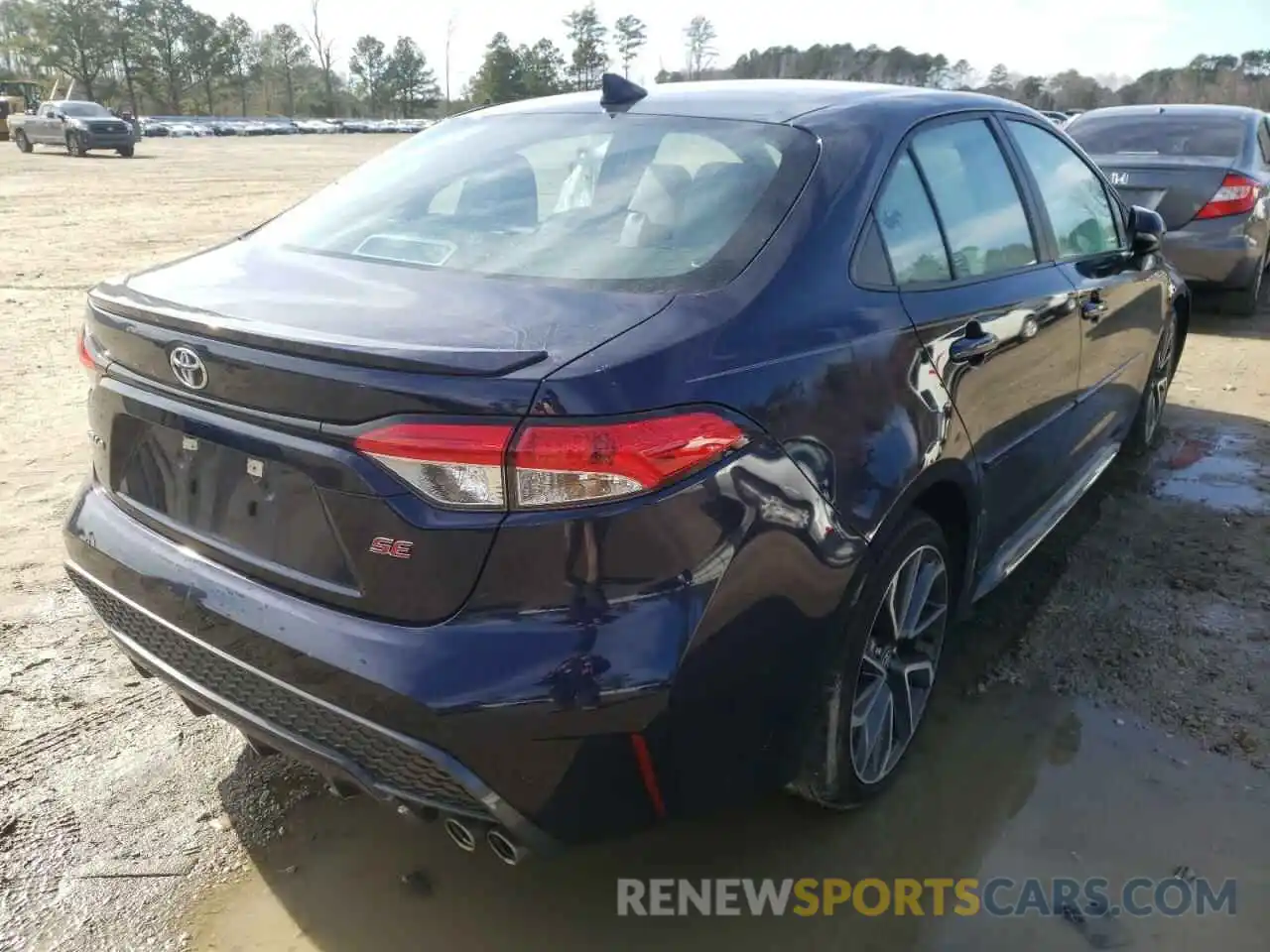 4 Photograph of a damaged car 5YFP4RCE3LP012300 TOYOTA COROLLA 2020