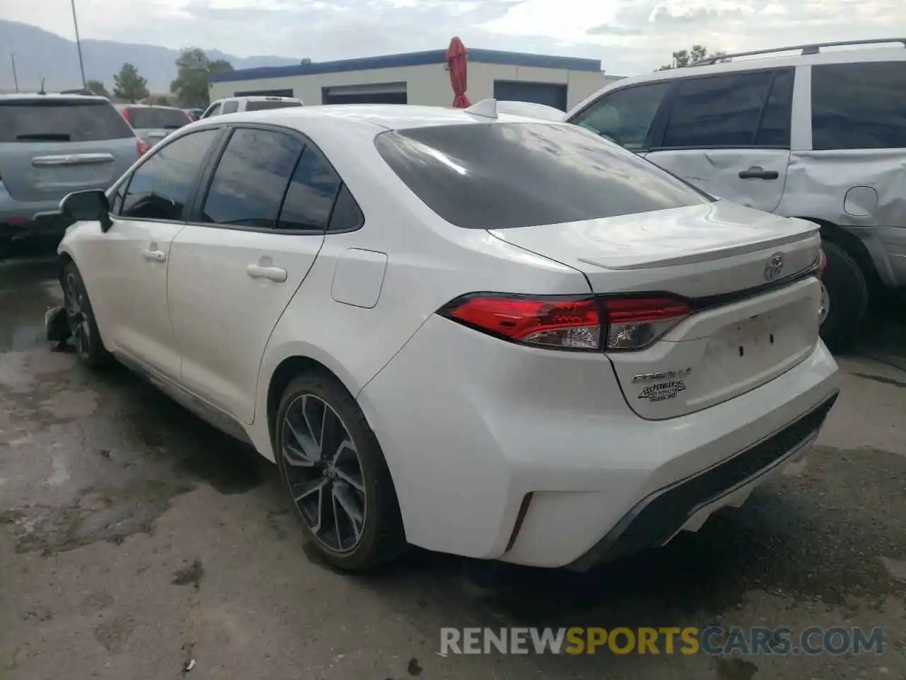 3 Photograph of a damaged car 5YFP4RCE3LP031185 TOYOTA COROLLA 2020