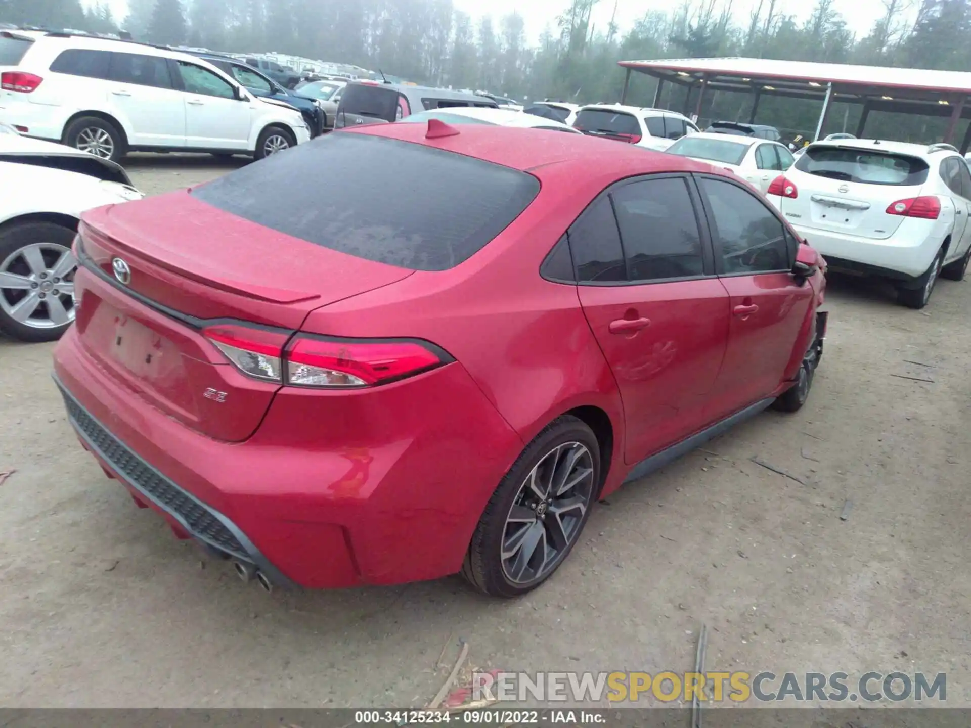 4 Photograph of a damaged car 5YFP4RCE3LP047032 TOYOTA COROLLA 2020