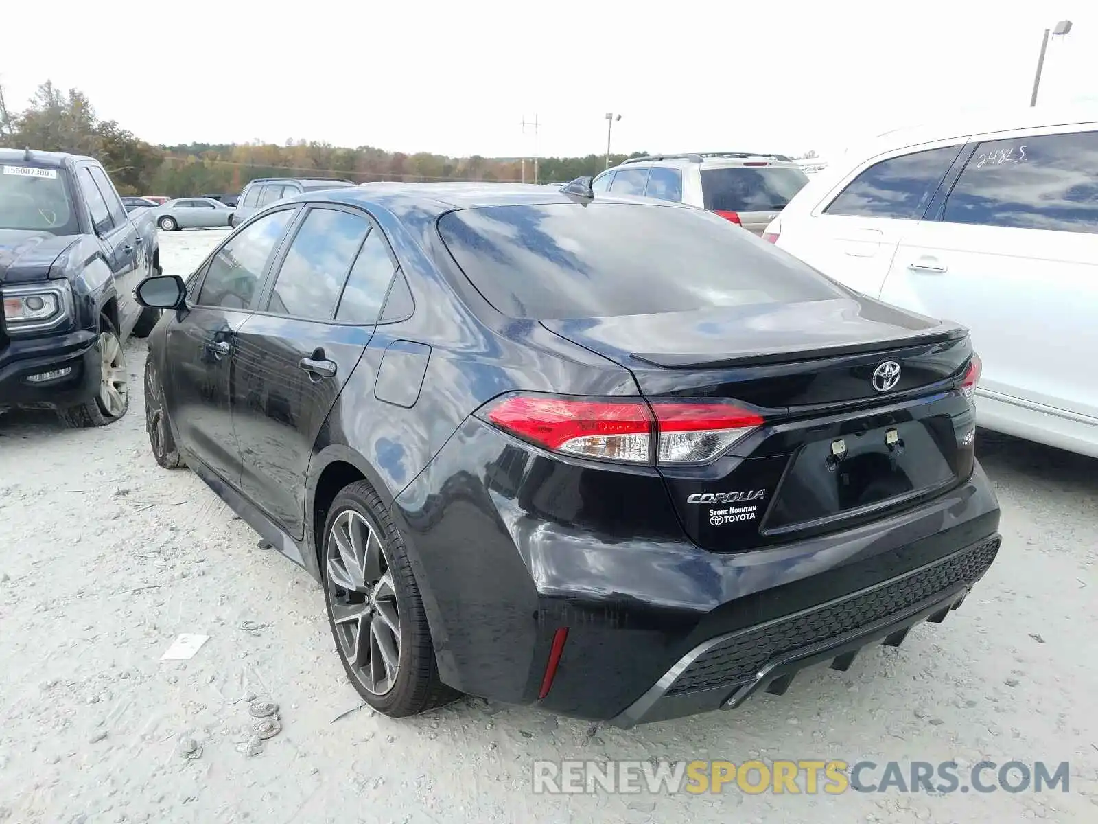 3 Photograph of a damaged car 5YFP4RCE3LP057057 TOYOTA COROLLA 2020