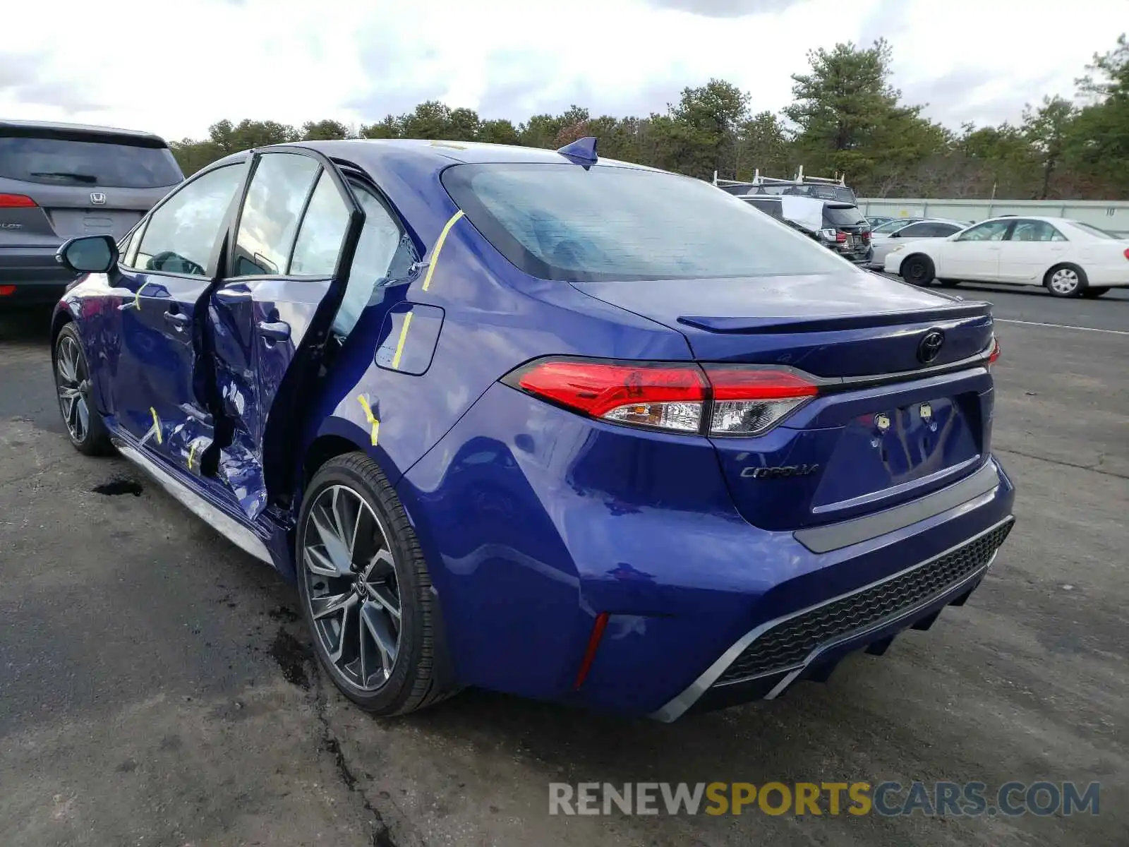 3 Photograph of a damaged car 5YFP4RCE4LP026545 TOYOTA COROLLA 2020