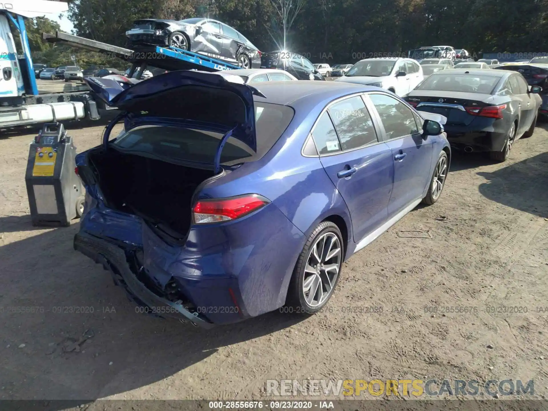 4 Photograph of a damaged car 5YFP4RCE4LP045225 TOYOTA COROLLA 2020