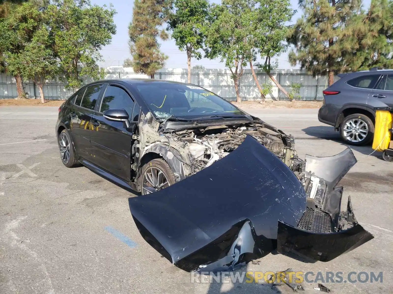 1 Photograph of a damaged car 5YFP4RCE5LP006451 TOYOTA COROLLA 2020