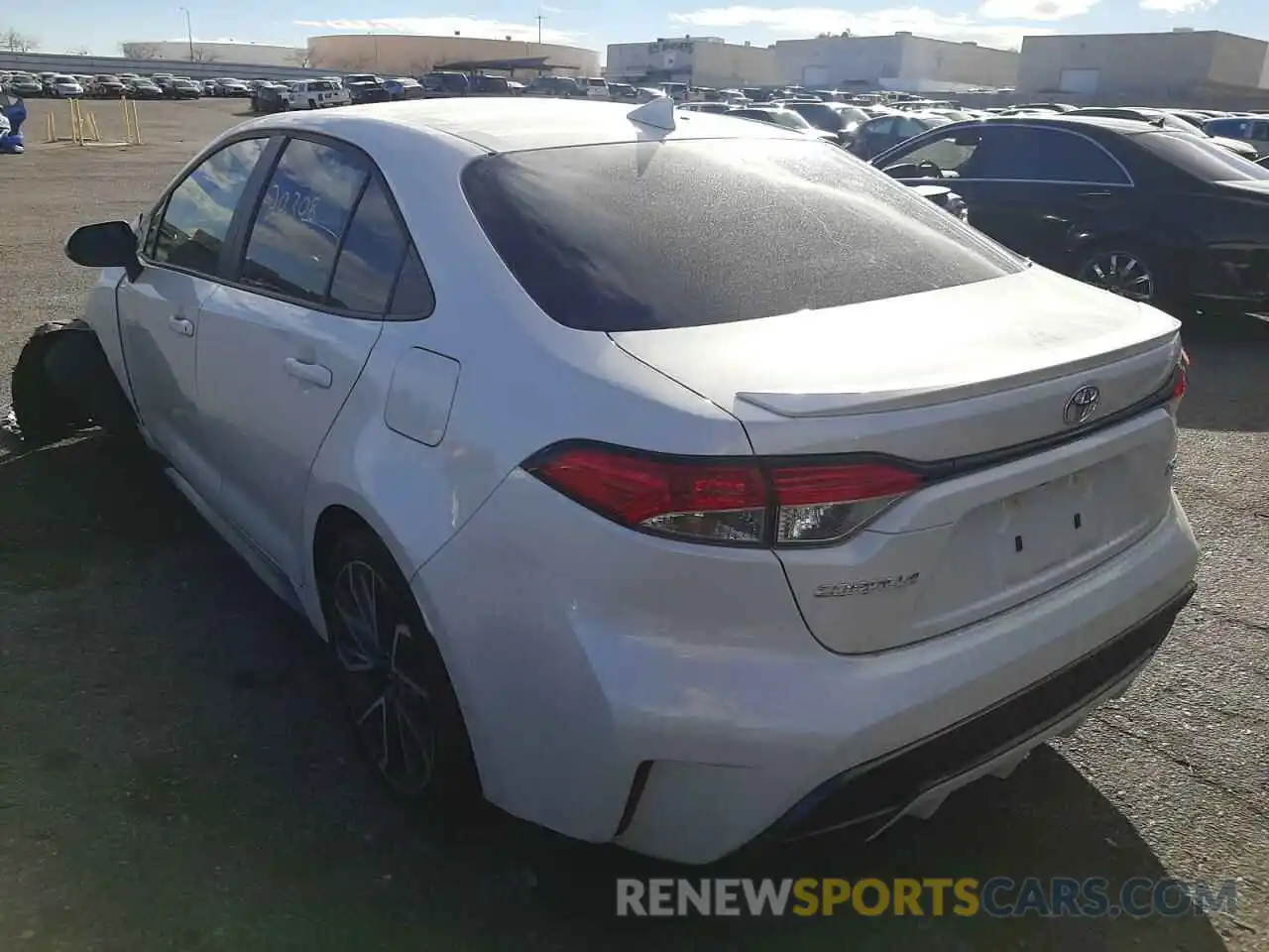 3 Photograph of a damaged car 5YFP4RCE5LP013576 TOYOTA COROLLA 2020