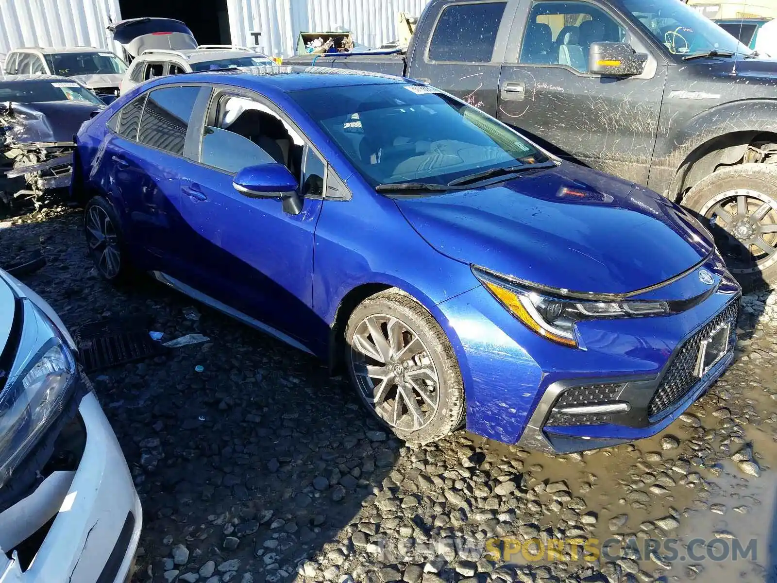 1 Photograph of a damaged car 5YFP4RCE5LP027431 TOYOTA COROLLA 2020