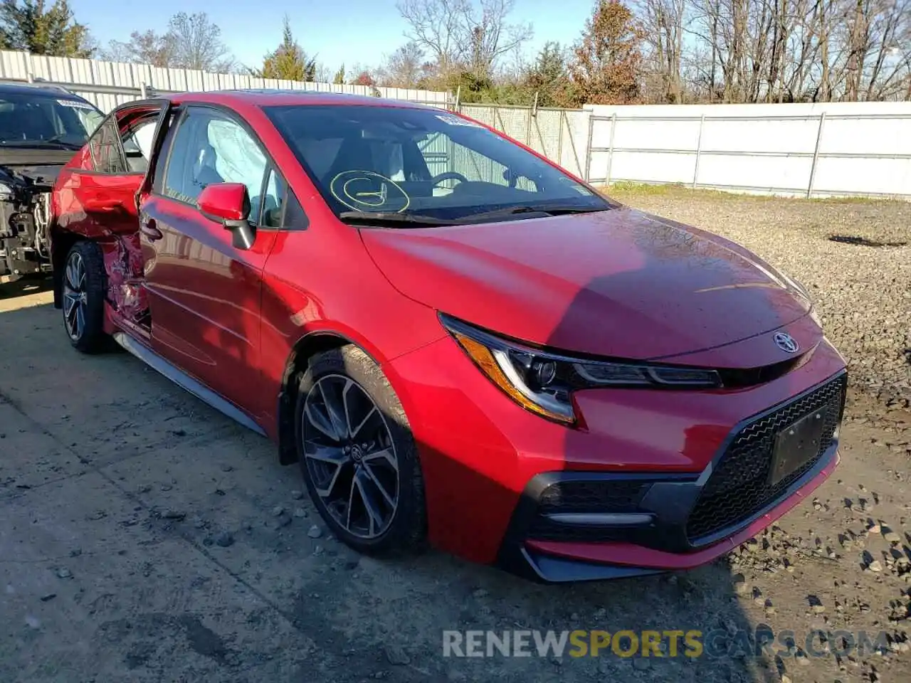 1 Photograph of a damaged car 5YFP4RCE5LP039904 TOYOTA COROLLA 2020