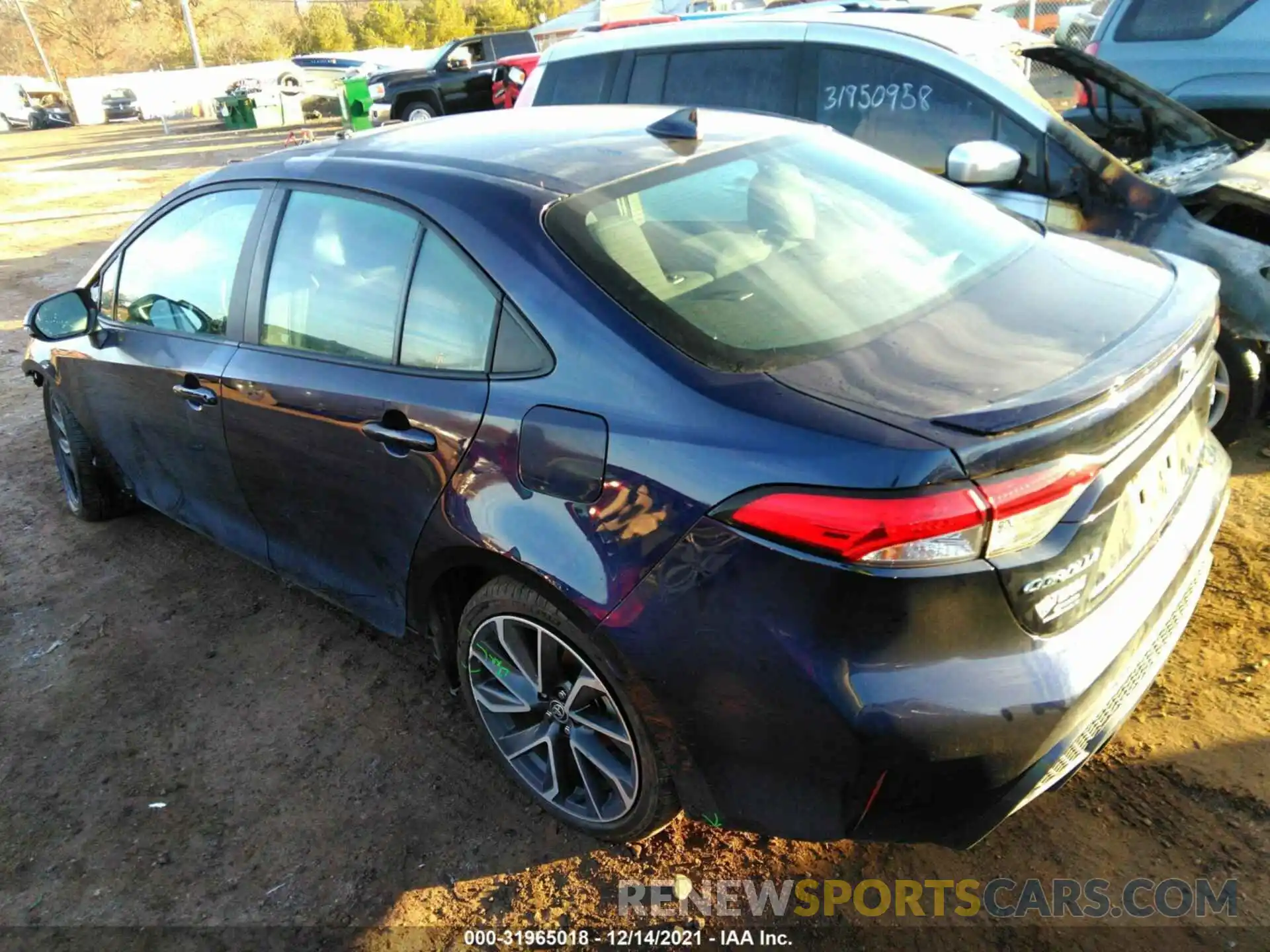 3 Photograph of a damaged car 5YFP4RCE5LP041328 TOYOTA COROLLA 2020