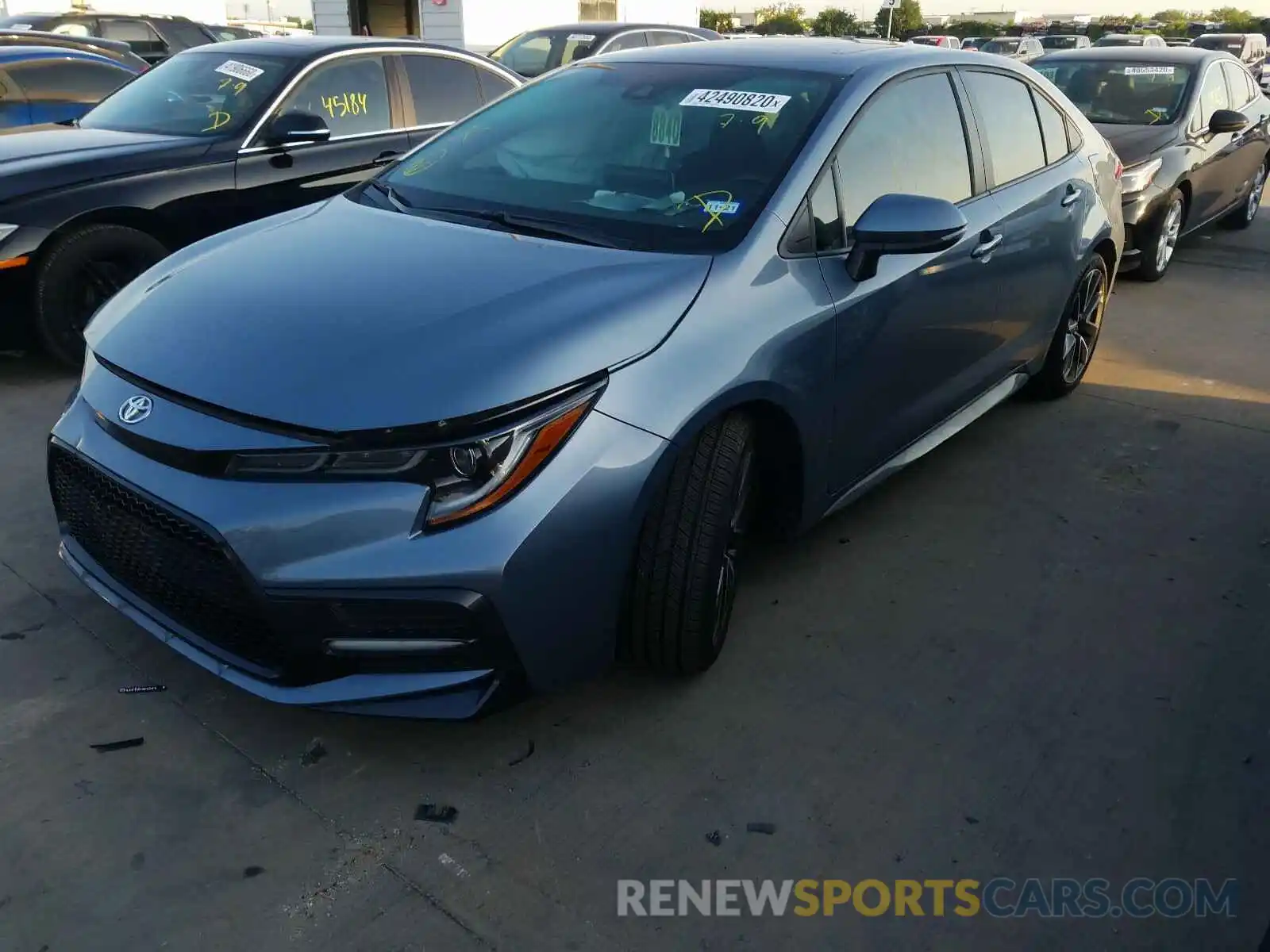 2 Photograph of a damaged car 5YFP4RCE6LP011660 TOYOTA COROLLA 2020