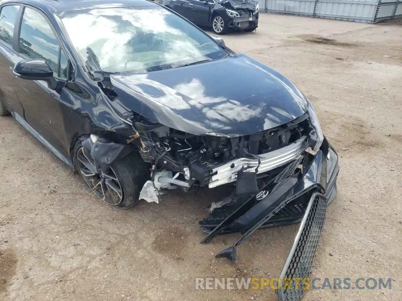 9 Photograph of a damaged car 5YFP4RCE6LP012436 TOYOTA COROLLA 2020