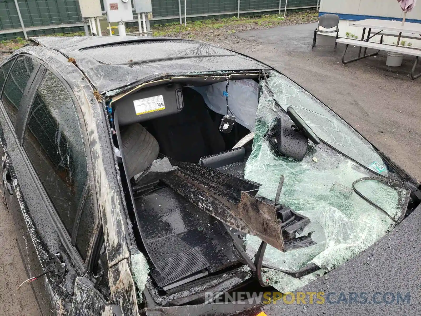 9 Photograph of a damaged car 5YFP4RCE6LP014106 TOYOTA COROLLA 2020