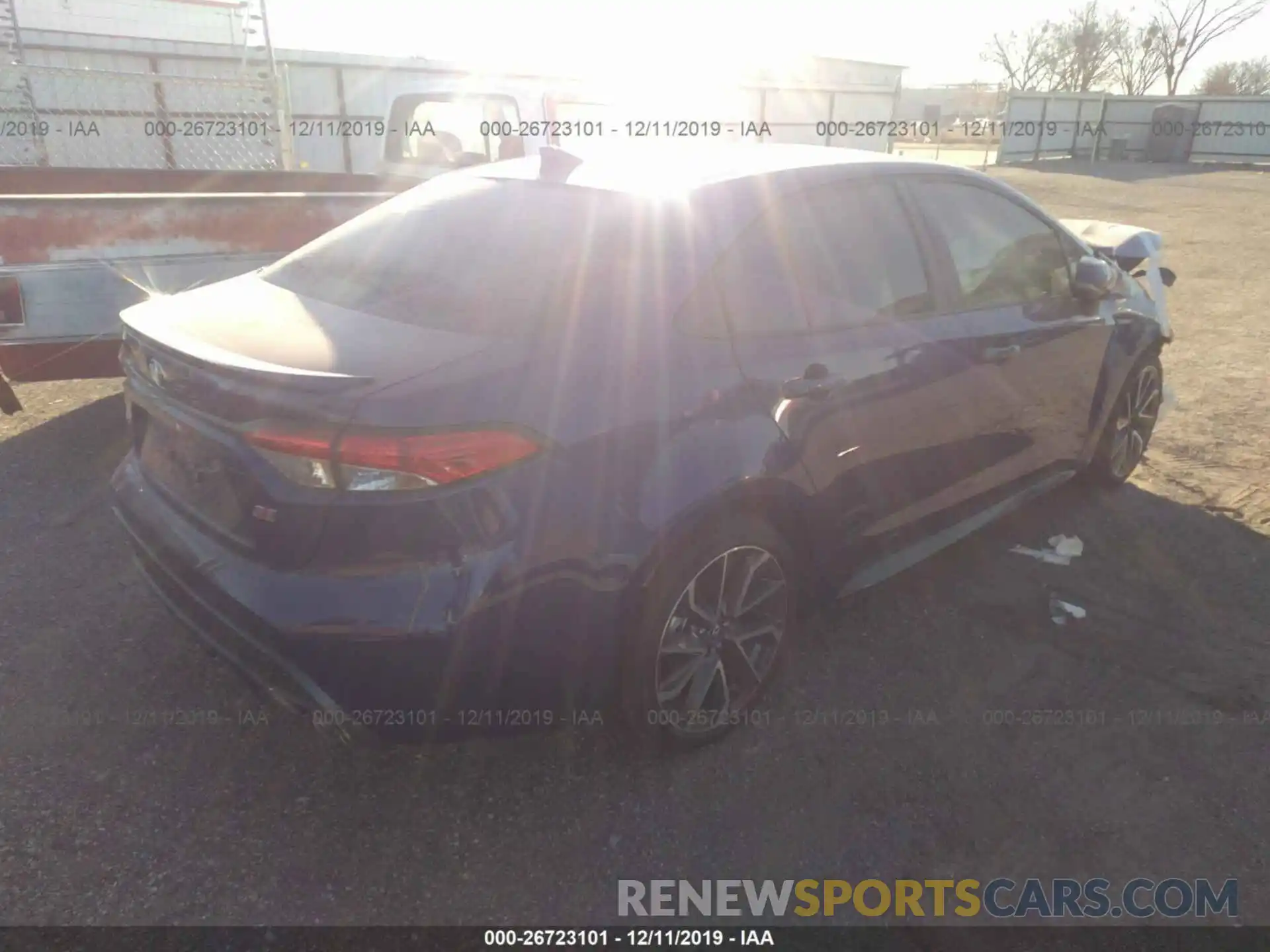 4 Photograph of a damaged car 5YFP4RCE6LP015353 TOYOTA COROLLA 2020