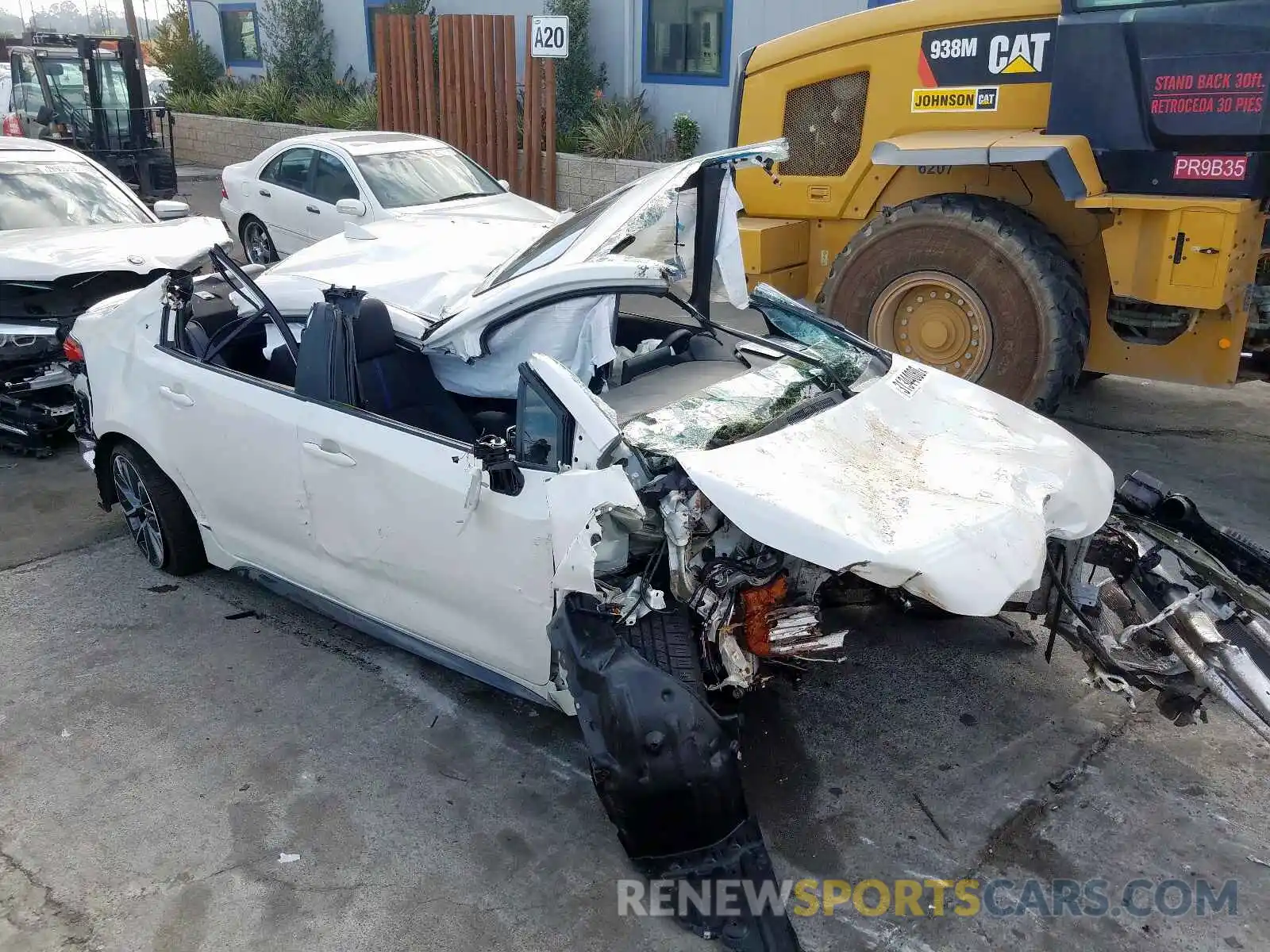 9 Photograph of a damaged car 5YFP4RCE6LP019466 TOYOTA COROLLA 2020