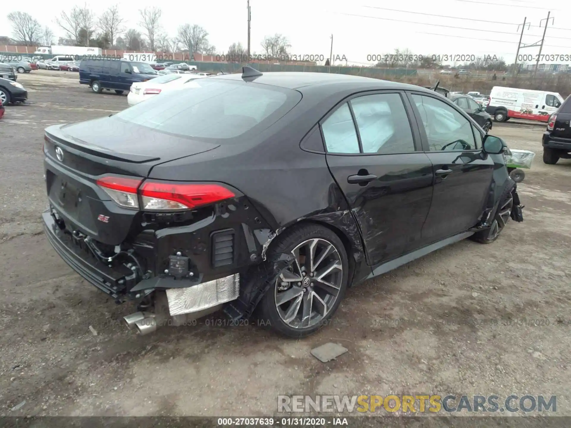 4 Photograph of a damaged car 5YFP4RCE6LP026160 TOYOTA COROLLA 2020