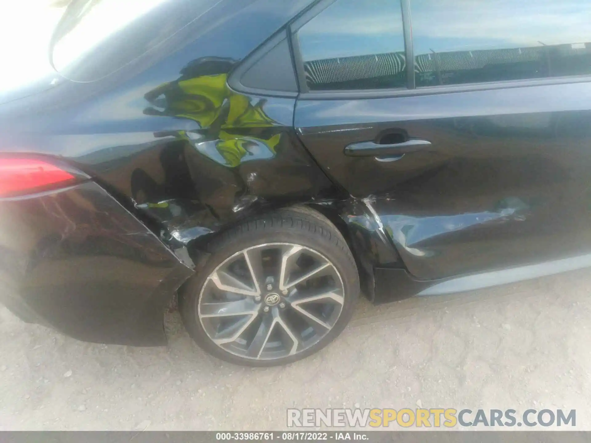 6 Photograph of a damaged car 5YFP4RCE6LP028524 TOYOTA COROLLA 2020