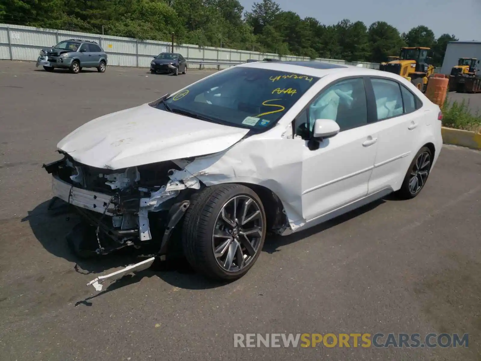 2 Photograph of a damaged car 5YFP4RCE6LP037997 TOYOTA COROLLA 2020